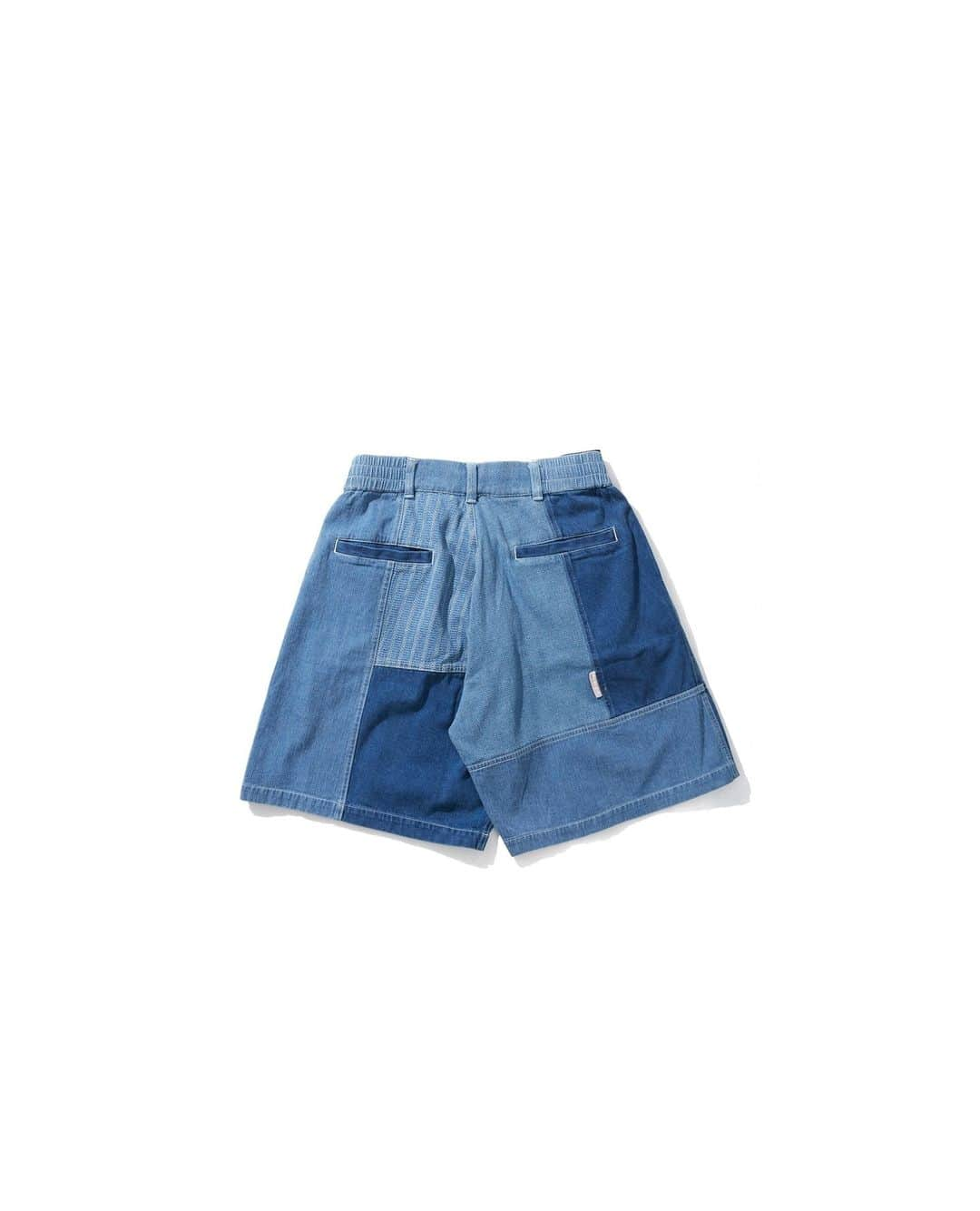 パブリッシュブランドさんのインスタグラム写真 - (パブリッシュブランドInstagram)「Construction Denim - Wide patchwork denim short ⁠ ⁠ Sold-out in the USA but available in Asia⁠ ⁠ Please use the link below⁠ https://publishbypb.com⁠ .⁠ .⁠ .⁠ .⁠ #publishbrand #todayfortomorrow #publishers #oversized #denim #wideshort」11月14日 1時30分 - publishbrand