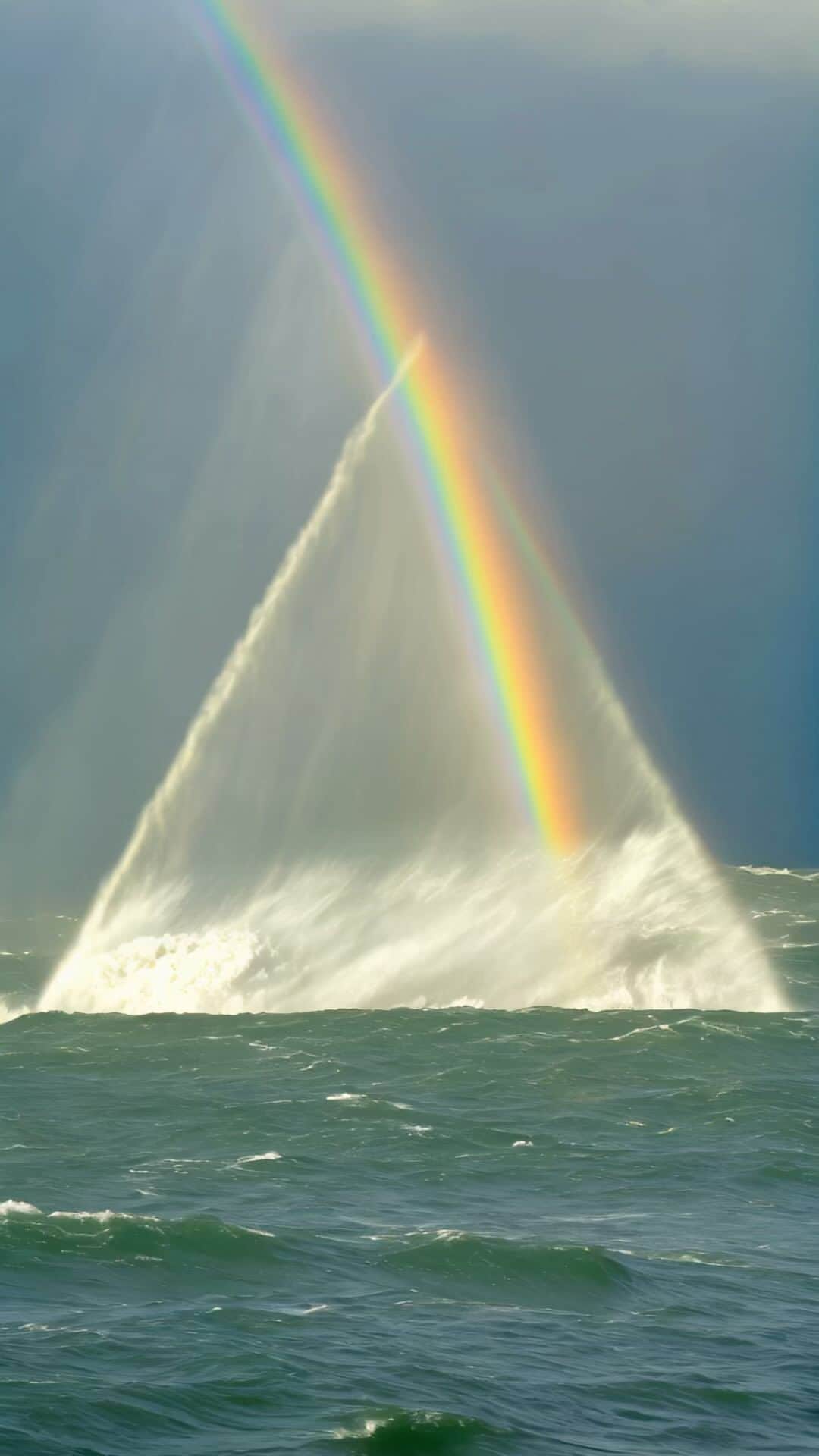 Paul Octaviousのインスタグラム：「Where Rainbow Begin pt.1」