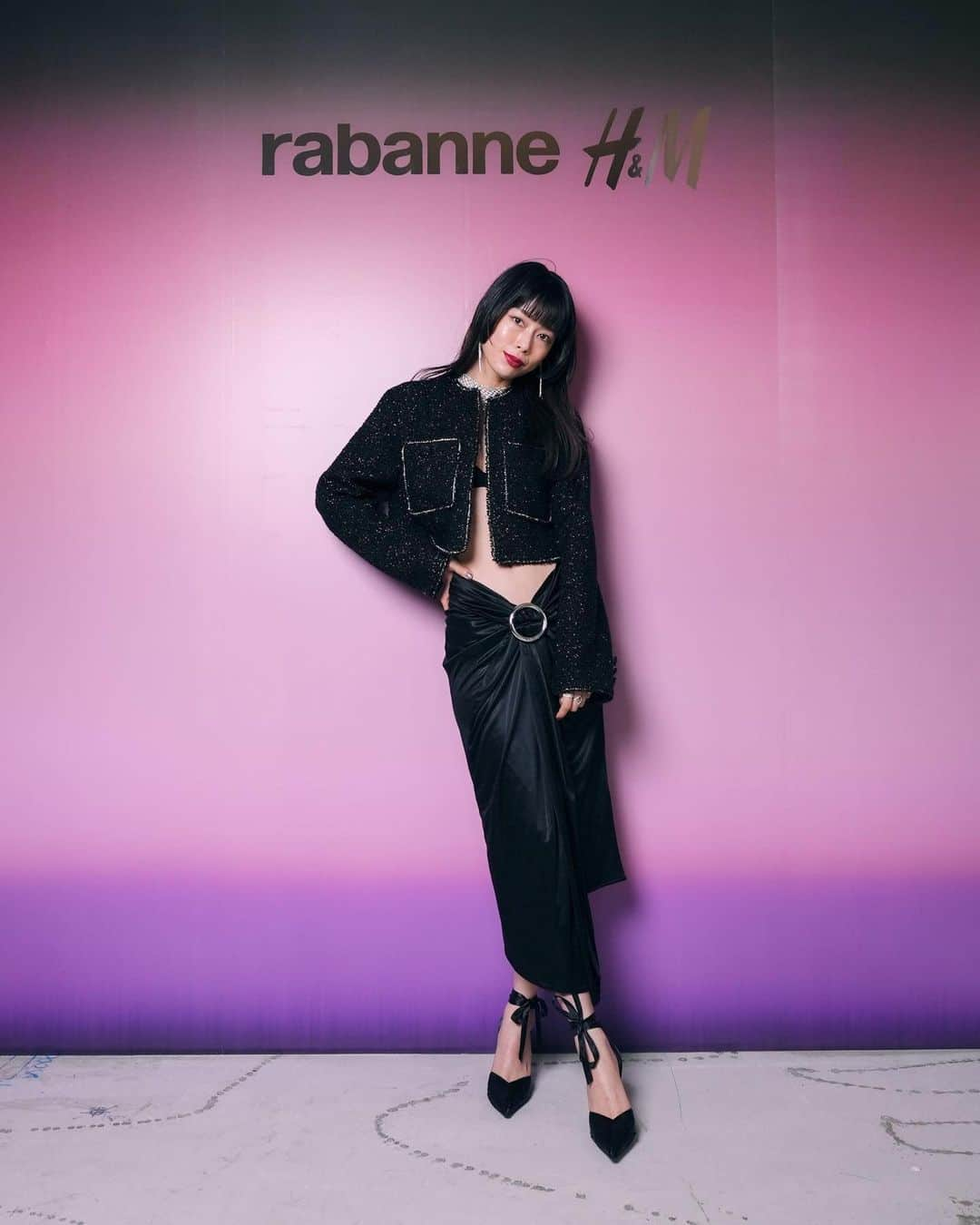 吉倉あおいのインスタグラム：「･:*+.\(( °ω° ))/.:+ @hm x @rabanne #fashion#hm#rabanne#pr」