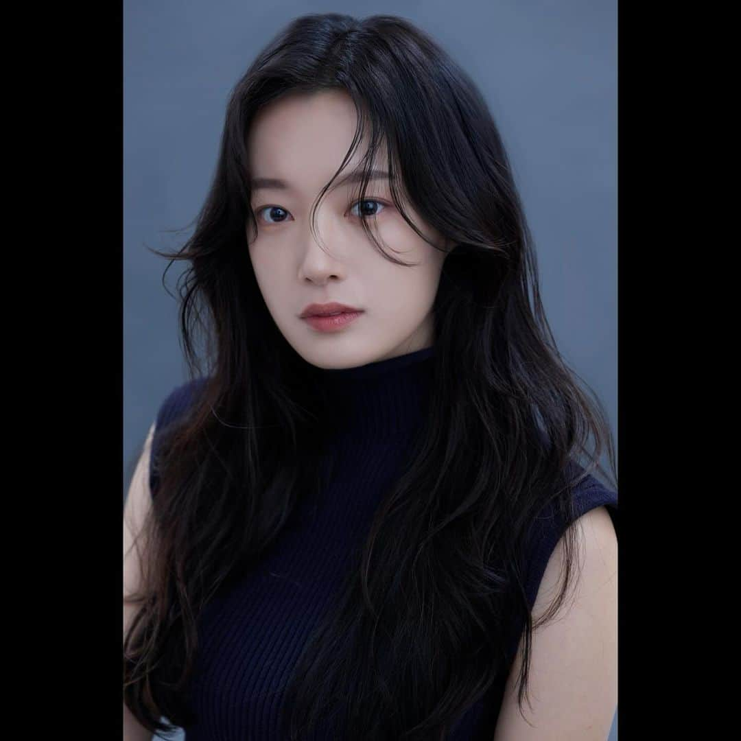 ナリ のインスタグラム：「#newprofilepic @goodimpact_official  성실한 배우가 되겠습니다🖤」