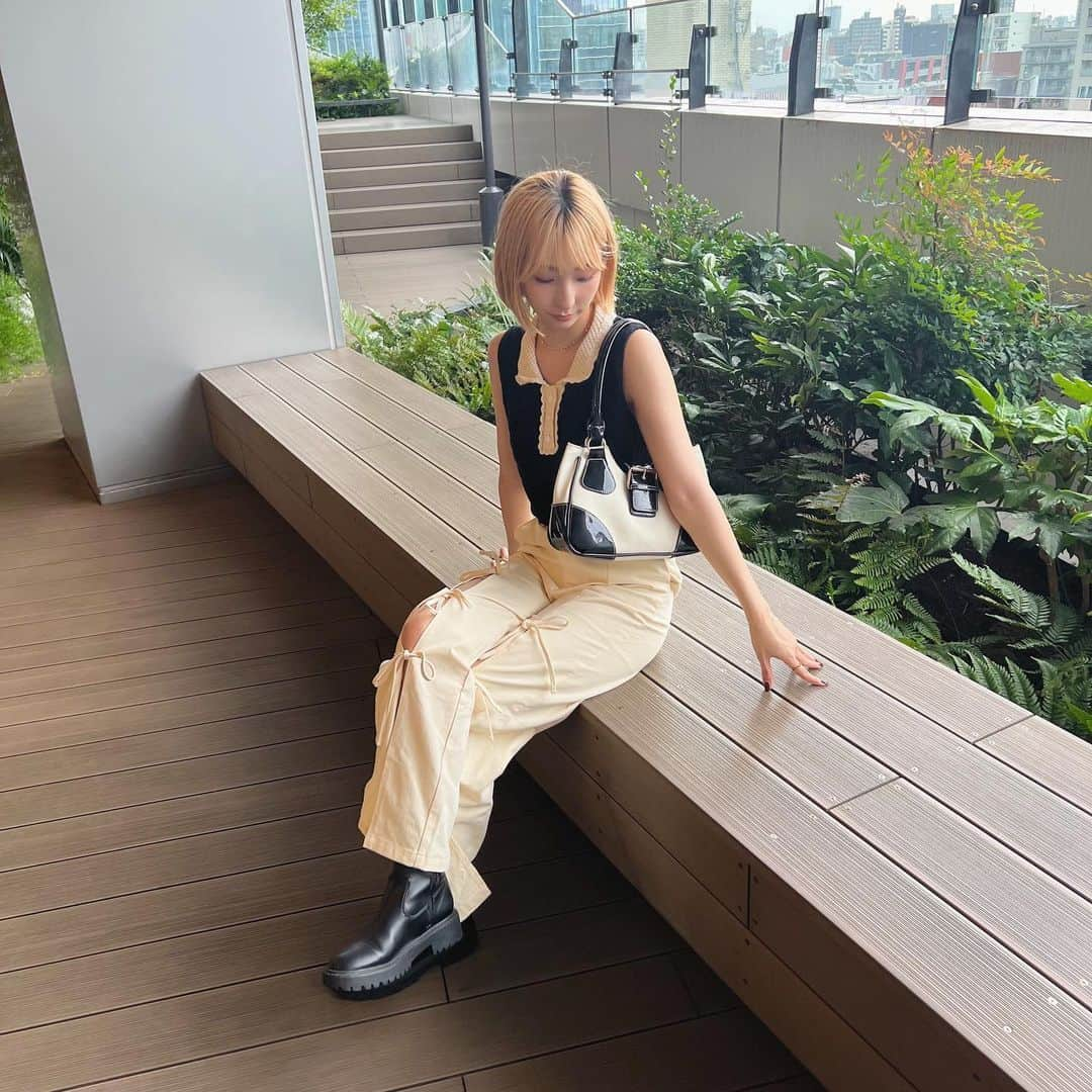 緒方ももさんのインスタグラム写真 - (緒方ももInstagram)「このさくらんぼ🍒のベスト可愛くて一目惚れしたっ🥰  韓国アイドルみたいなお洋服がたくさんあってめっちゃ可愛いの🥺  @shopcider_jp  なんだけど スペシャルセール開催中だから是非見てみてほしいっ✨  最大70％OFFだって🤤  個性的なお洋服も沢山あるからほんまにおすすめ🍑  #cider #ootd #사이다 #오오티디」11月13日 17時10分 - momo_ogata