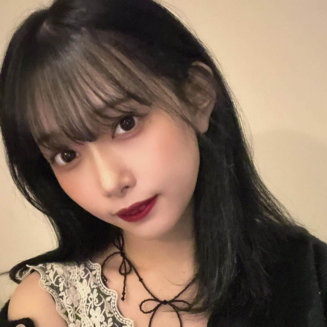 南菜生さんのインスタグラム写真 - (南菜生Instagram)「冬は黒🖤」11月13日 17時17分 - passcode_nao