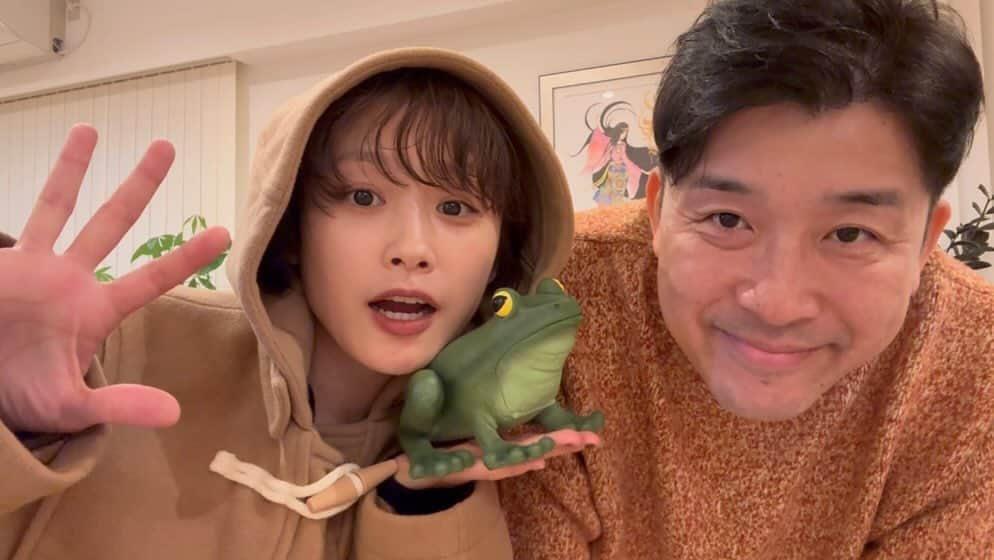 高橋愛さんのインスタグラム写真 - (高橋愛Instagram)「@uniqlo_jp × @jw_anderson 🐸🩷  YouTube あっぷ したよ💓💓💓  編集するの、楽しいなぁ〜」11月13日 17時29分 - i_am_takahashi