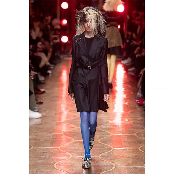 のインスタグラム：「【20120A/Wコレクション着用】  JUNYA WATANABE COMME des GARCONS ウールベルトデザインコート  ¥98,780 (K-125403)  https://www.playful-dc.com/products/details129615.html  #プレイフル #playful #古着 #ブランド古着 #DCブランド #コムデギャルソン #コムコム #コムデギャルソンガール #junyawatanabecommedesgarcons #コムデギャルソン古着 #ジュンヤワタナベ #ジュンヤワタナベマン #商品撮影 #川久保玲 #commedesgarcons #commedesgarconshommeplus #commedesgarconshomme #commedesgarconsgirl #blackcommedesgarcons #cdg #secondhandclothes #junyawatanabe #commedesgarconscommedesgarcons」