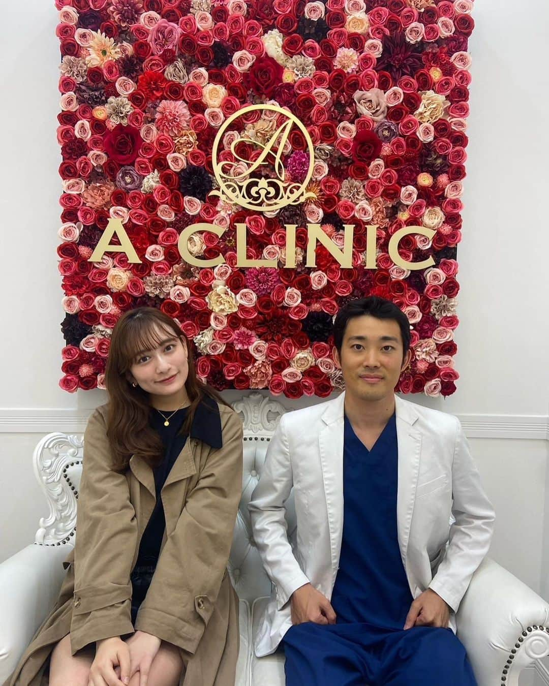 川口カノンさんのインスタグラム写真 - (川口カノンInstagram)「A CLINIC SHINJUKUにお邪魔してきたよ✨ @aclinic_shinjuku . ずっと顔のもたつきが気になっていて 今回気合をいれてAスレッドを受けに、、、♡ ． 院長先生の片桐さんにしていただきました！ @aclinic_katagiri . ほんと不安で沢山質問してしまった🙇 なのに優しく沢山答えてくださって本当に素敵なクリニックさんでした、、、😭 ． 私には笑気麻酔が合わなくて不安でたまらなかったけど施術中も優しく頑張れって声かけてくださったり手ポンポンしてくださったり本当に優しくて、、、安心して受ける事ができました。 ． 本当に頑張って受けてよかったなと思わせてくれるぐらい施術後すぐに効果を実感できました。 その後友達と会う予定だったんだけど、スッキリしたね！って言ってくれて嬉しかった🥺 ． 悩んでたものが割と解消されて幸せです♡ ． 今度二の腕スリム脂肪冷却とかメディカルダイエットとかもやってみたいなぁ、、、✨ ． これからも自分磨き頑張りたい☺️ ． ． ． ． #aスレッド #糸リフト #aclinic #aclinic銀座 #aclinic横浜 #aclinic新宿 #aclinic名古屋 #aclinic大阪 #aclinic福岡#aclinic池袋 #aclinic仙台 #aクリニック #エークリニック #小顔 #スレッドリフト #小顔整形 #たるみ改善   #リフトアップ #美容外科 #美容皮膚科 #美容クリニック#片桐大佑」11月13日 17時56分 - kkanonnn