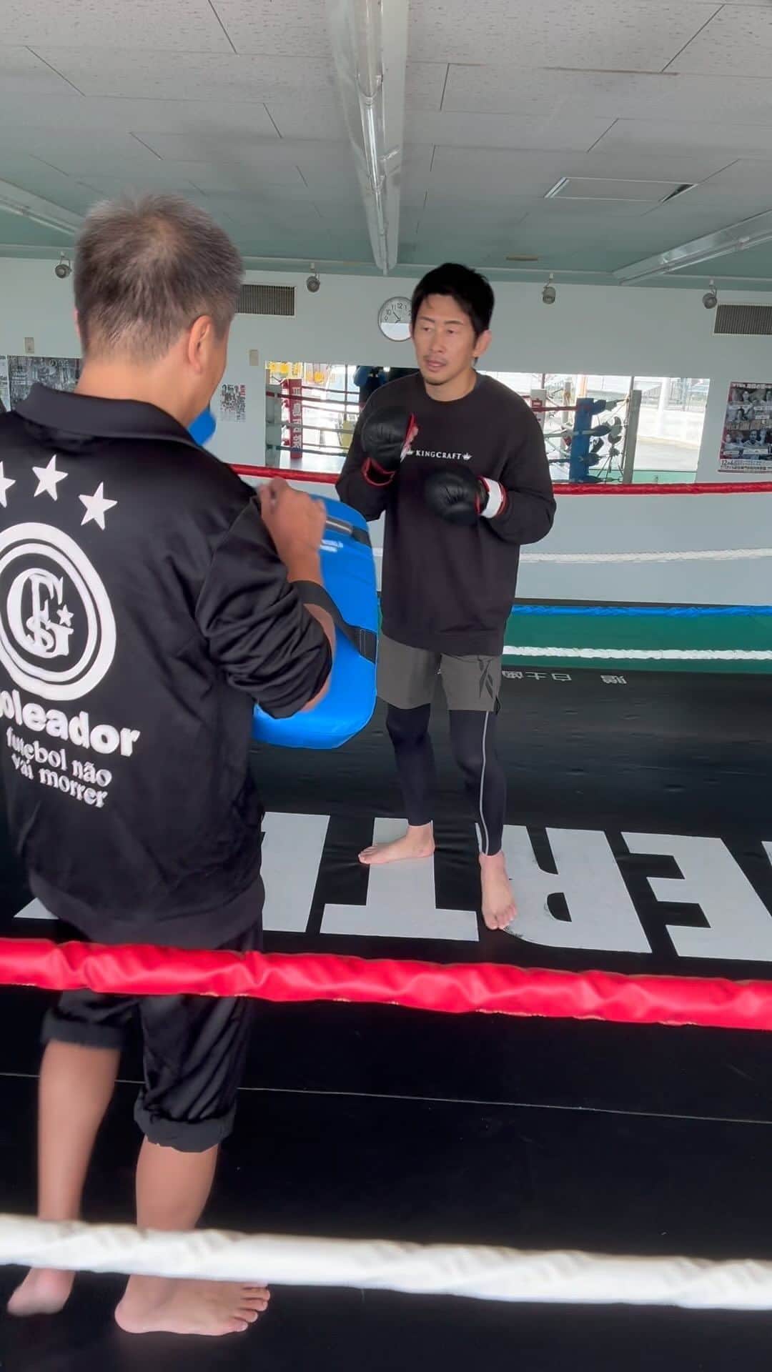 吉永啓之輔のインスタグラム：「いよいよ来週🔥🔥🔥  ブレイキングダウンチケット販売中〜  https://eplus.jp/breakingdown10/  #ブレイキングダウン」