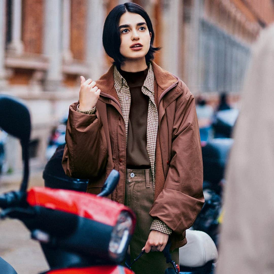 ユニクロさんのインスタグラム写真 - (ユニクロInstagram)「Classic autumn looks from Milan to incorporate into your wardrobe immediately! Introducing 13 Milan-inspired Uniqlo styles, shot in a beautiful historical landscape.   #LifeWearMagazine #UNIQLO #LifeWear  *The product availability differs among regions. Please check your regional account or website.」11月13日 17時58分 - uniqlo