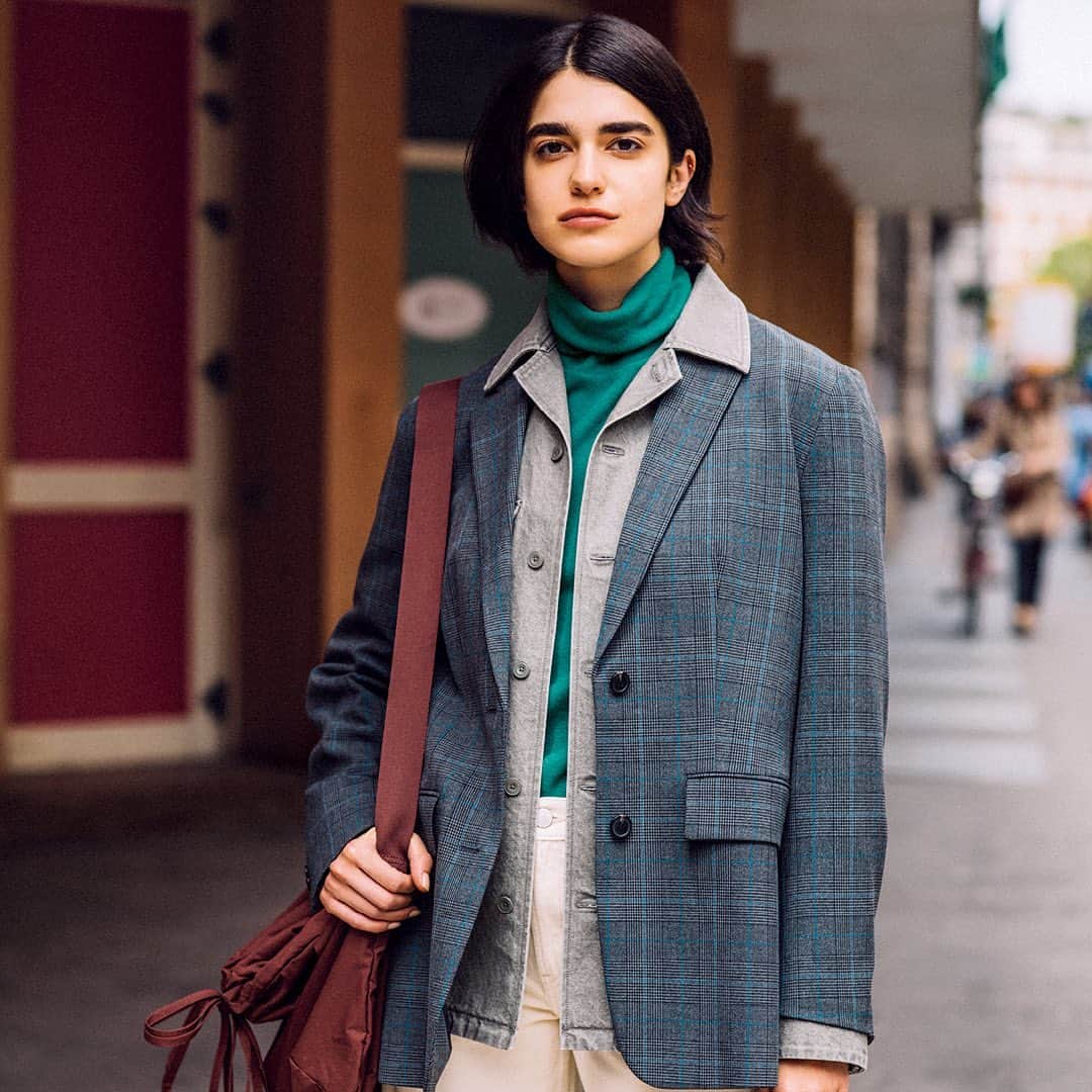 ユニクロさんのインスタグラム写真 - (ユニクロInstagram)「Classic autumn looks from Milan to incorporate into your wardrobe immediately! Introducing 13 Milan-inspired Uniqlo styles, shot in a beautiful historical landscape.   #LifeWearMagazine #UNIQLO #LifeWear  *The product availability differs among regions. Please check your regional account or website.」11月13日 17時58分 - uniqlo