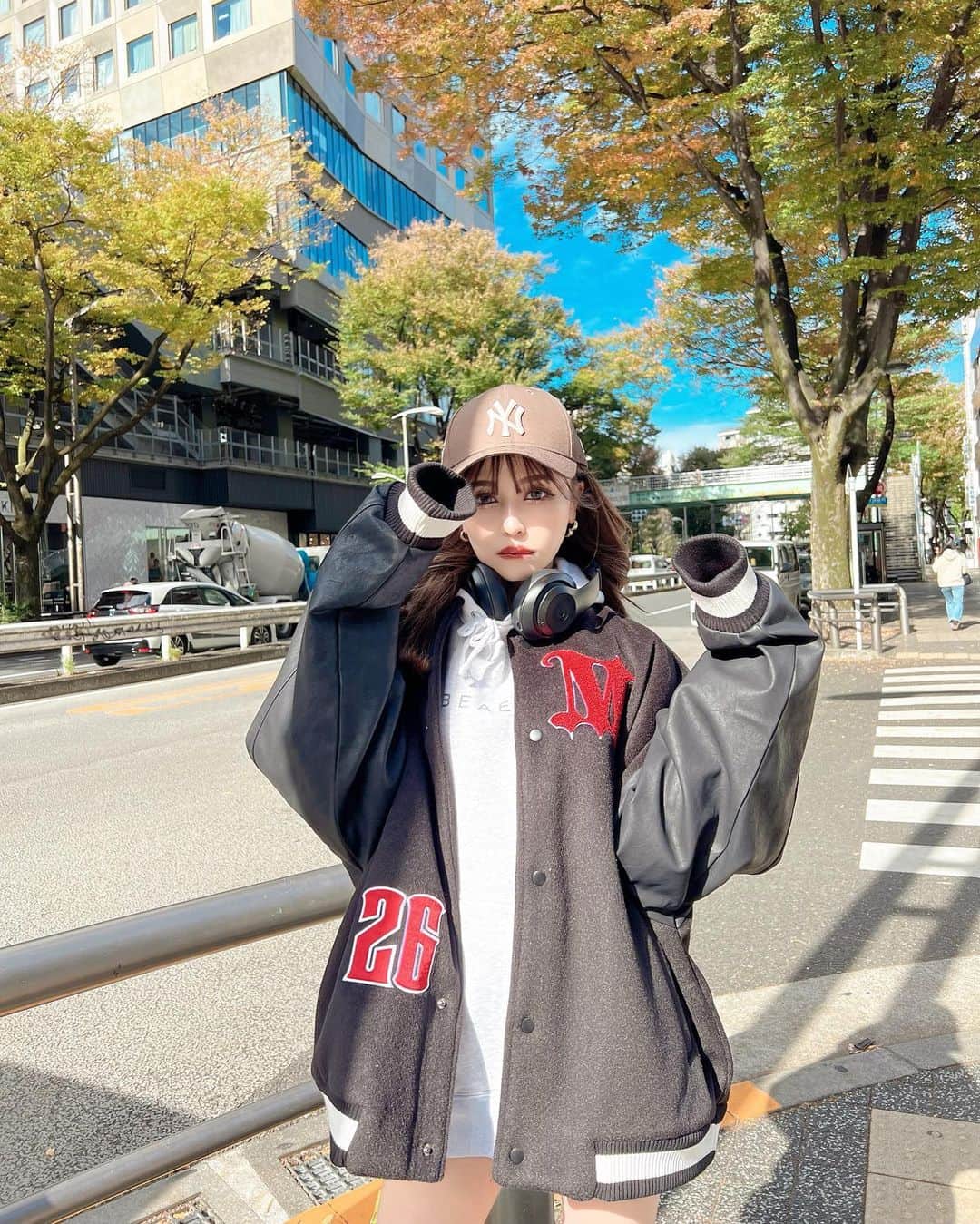 土屋怜菜（れいぽよ）のインスタグラム：「⁡ ⁡ nuts雑誌撮影期間はじまってますっ🤍 みんなに素敵な雑誌お届けできるように可愛く頑張るねっ😇🩷 ⁡ コーデさんタグしてますっ✌🏼🖤」
