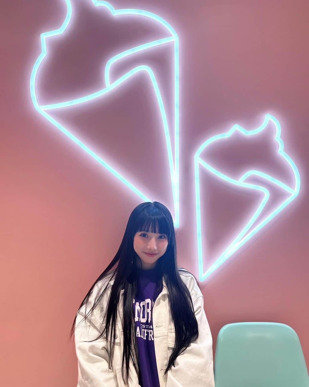 宇佐美空来さんのインスタグラム写真 - (宇佐美空来Instagram)「かわいい場所だった 🍬♡  #07 #jk #fjk #idol #高校生 #アイドル #黒髪 #黒髪ロング #原宿 #原宿カフェ #godiva #fyp #followme」11月13日 18時01分 - sora_usami