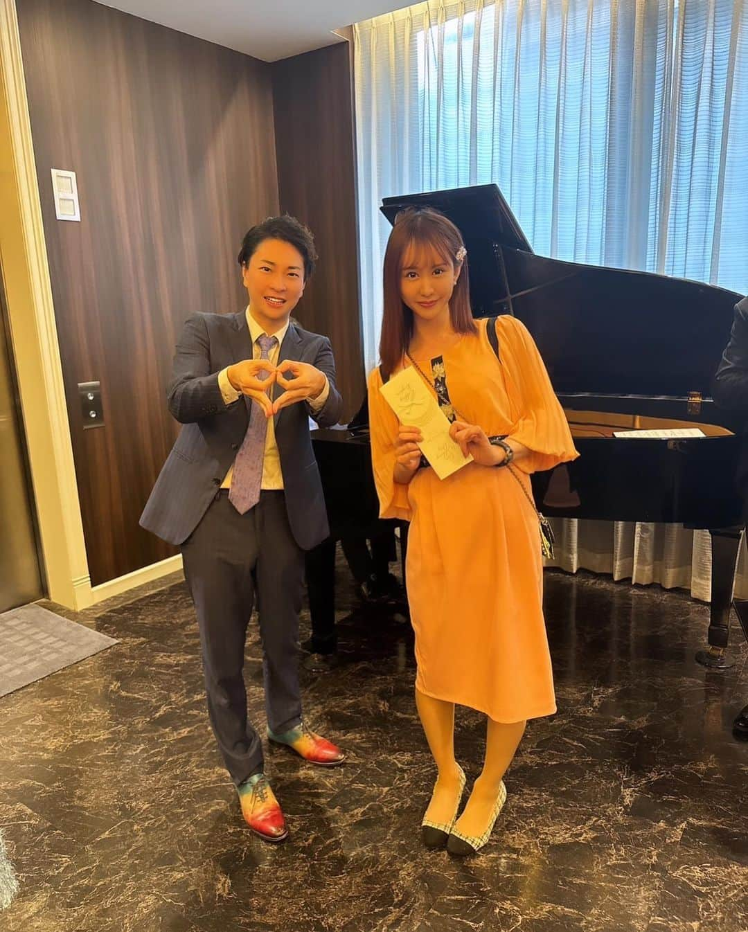 橘芹那さんのインスタグラム写真 - (橘芹那Instagram)「結婚式💒💓  ご結婚おめでとうございます🥺🥺 イケメン男優のムータンさんにも久々に会えた💖 男優さん達多くて二次会も楽しかった✌️✨  ウェディングドレス着たい...👰‍♀️」11月13日 18時13分 - serinyangram