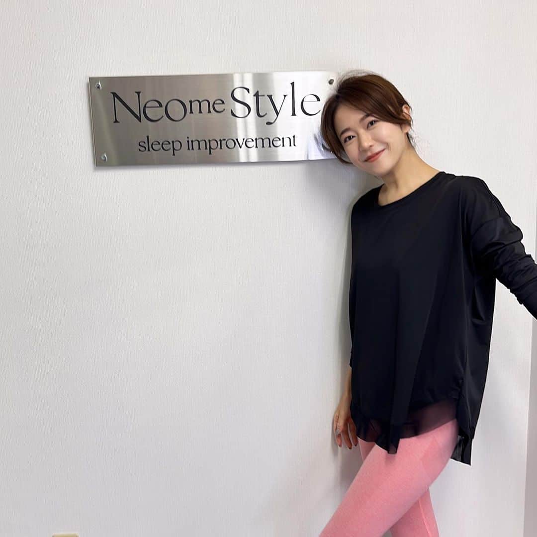 しろまっするさんのインスタグラム写真 - (しろまっするInstagram)「・ 先日トレーニング🏋️からのメンテナンス💆‍♀️に行ってきました✨️ 身体のメンテナンスは @atp_kenzoo さんに頼んでます😃  とにかく終わった後の身体のスッキリ感、凄いんです！ オススメなので是非試してみて欲しいദ്ദി ˃ ᵕ ˂ )  トレーニングだけではなく、メンテナンスも大切だなと最近特に感じます🕊‪  『ご来店1000名様突破記念』により素敵なキャンペーンの紹介  ❁先着10名様限定で体験120分4,400円❁  お問い合わせは @atp_kenzoo  をフォロー&DMで予約受けられるよ☺️  肩コリや首コリ、猫背、巻き肩、反り腰を治したい方、トレーニングで体を酷使されてる方は是非体験行ってみてね \(❁´∀`❁)ﾉ  #フィットネス #パーソナルトレーニング #トレーニー #ストレッチ整体 #本郷三丁目 #睡眠改善 #不眠症 #脳腸相関 #頭蓋骨矯正 #腸マッサージ #猫背改善 #巻き肩改善 #肩甲骨はがし #メンテナンス #しろまっする」11月13日 18時17分 - shiroancoco