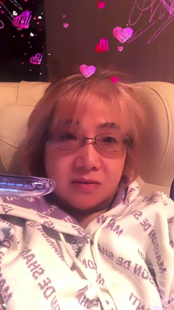 旺季志ずかのインスタグラム：「【自分の才能 　見つけませんか】  魂のデザインを解体して 才能を見つけるws 11月23日葉山でやります✨  詳細は プロフィールリンクから  旺季クラブ ギリギリお申し込みが 殺到中！  14日深夜24時〆切✨  こちらも プロフィールリンクから✨」