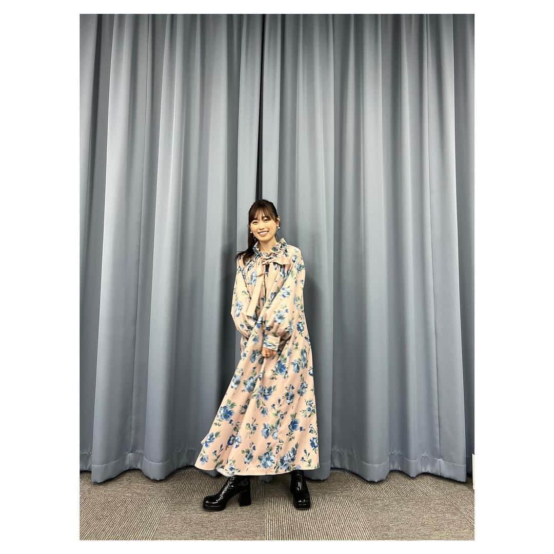 福原遥さんのインスタグラム写真 - (福原遥Instagram)「. 流行りに乗れるように頑張った 顔ハート🫶笑 可愛すぎる衣装とメイクをして頂けてルンルンな学祭でした。」11月13日 18時31分 - haruka.f.official