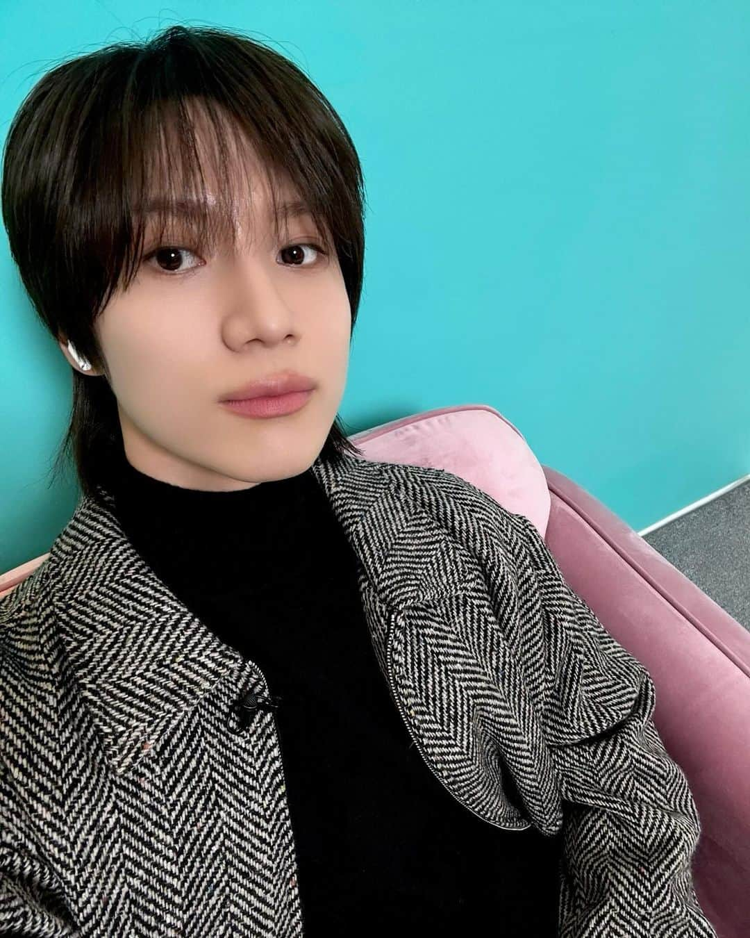 SHINeeさんのインスタグラム写真 - (SHINeeInstagram)「🐥🐯📱💭  https://youtu.be/5mayBXmQorA?si=eRMfrFqovsldZXJT  #TAEMIN #태민 #SHINee #샤이니 #Guilty #TAEMIN_Guilty #HOSHI #호시 #세븐틴 #SEVENTEEN #셀폰코드 #코드 #KODE  @xoalsox @ho5hi_kwon @saythename_17」11月13日 18時55分 - shinee