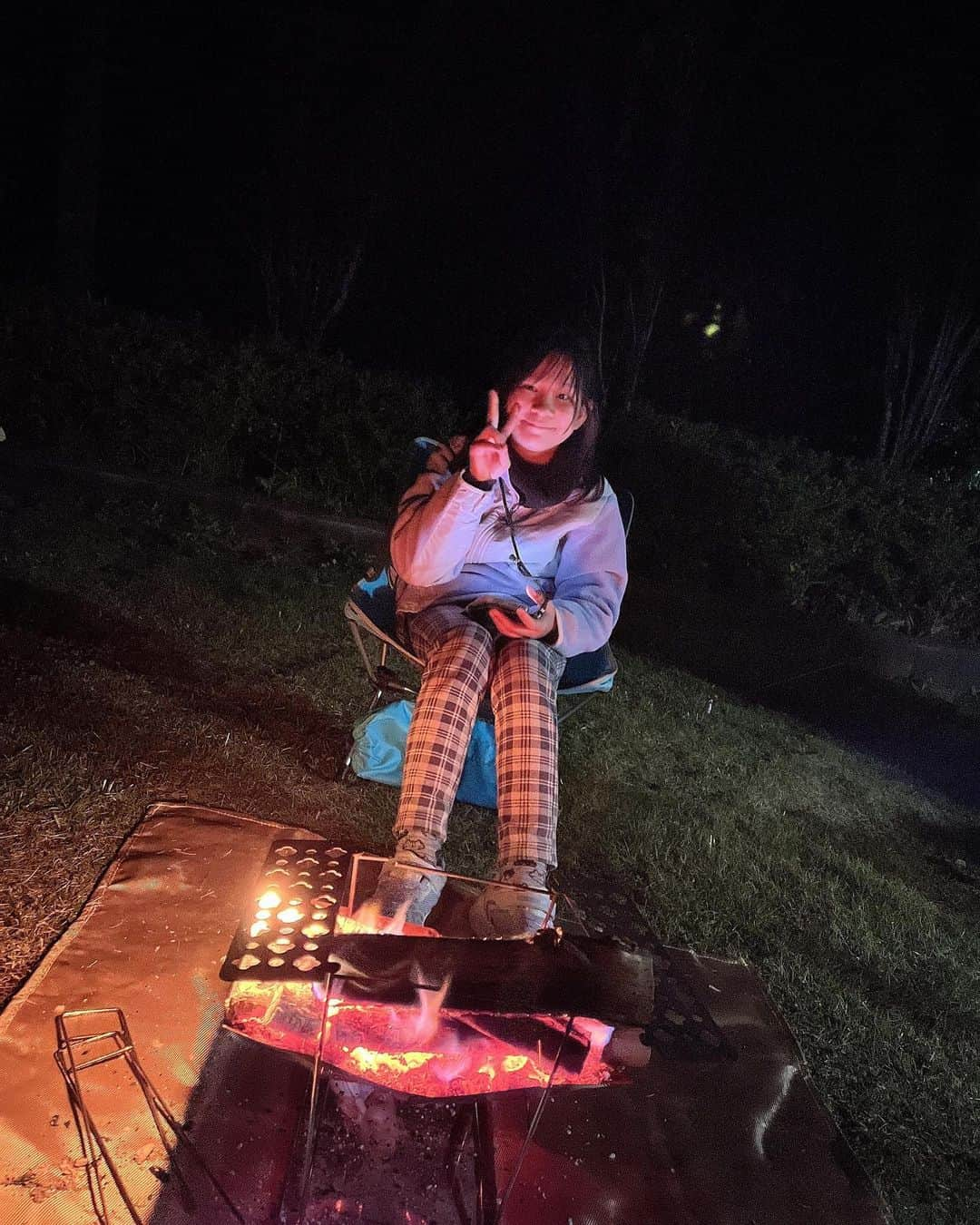 堀えりかさんのインスタグラム写真 - (堀えりかInstagram)「姪っ子ちゃんとキャンプ〜🏕️💕 今回は舞鶴へ行きました🦀 からのなったんと飲み〜🍻   #家族 #キャンプ #姪っ子 #温泉 #舞鶴」11月13日 19時14分 - xerikax143