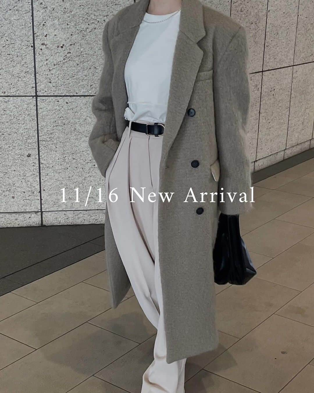 ETRÉ TOKYO ストアのインスタグラム：「@etretokyo  【11/16 New Arrival】  ㅤㅤㅤ  #ETREウールシャギーチェスターコート L.GREY / KHAKI S.M size ¥51,700(tax in)  ㅤㅤㅤ ㅤㅤㅤ #ETREウエストベルト2wayロングスカート IVORY / BLACK S.M size ¥29,700(tax in)  ㅤㅤㅤ ㅤㅤㅤ #ETREタートルローゲージニットワンピース GREY/ BROWN F size ¥30,800(tax in)  ㅤㅤㅤ ㅤㅤㅤ #ETREスウェットジップジャンプスーツ IVORY / BLACK S.M size ¥27,500(tax in)  ㅤㅤㅤ ㅤㅤㅤ #ETREレイヤードライクロンTEE WHITE / BEIGE BLACK F size ¥14,300(tax in)  ㅤㅤㅤ ㅤㅤㅤ #ETREラグランニットプルオーバー WHITE / BLACK / CAMEL F size ¥18,700(tax in) ㅤㅤㅤ ㅤㅤ  ㅤㅤㅤ ┈┈┈┈┈┈┈┈┈┈┈┈┈┈┈┈┈ㅤㅤㅤ  ㅤㅤㅤ 【INFORMATION】 ⁡ ⁡ ※ 11/16(木)発売のアイテムは 11/17(金)12:00よりお在庫のある場合、ルミネカード会員様限定で店舗通販のご利用が可能です。 ⁡ ※お電話がつながりにくい可能性がございます。 ⁡ ※また混雑時には入場制限及び 試着点数の制限を設けさせて頂きます。 予めご了承ください。 ⁡ ⁡ ご理解、ご協力を賜りますよう 心よりお願い申し上げます。 ⁡ ⁡  ㅤㅤㅤ ㅤㅤㅤ 【LUMINE SHINJUKU STORE】 ETRÉ TOKYO ルミネ新宿2店 TEL：03-5989-0979 ー営業時間ー (平日、土日祝)11:00-21:00  ⁡ #etretokyo#etre#fashion#etretokyoshinjuku #2023etre#etretokyo_staff_ootd#2023aw #新作紹介 #秋服コーデ #スタッフスナップ#カジュアルファッション #ルミネ新宿2 #インナー  #白黒コーデ #オールブラックコーデ #オールホワイトコーデ #グレーニット #アウターコーデ #ニットワンピースコーデ #ロングスカートコーデ  #チェスターコート」