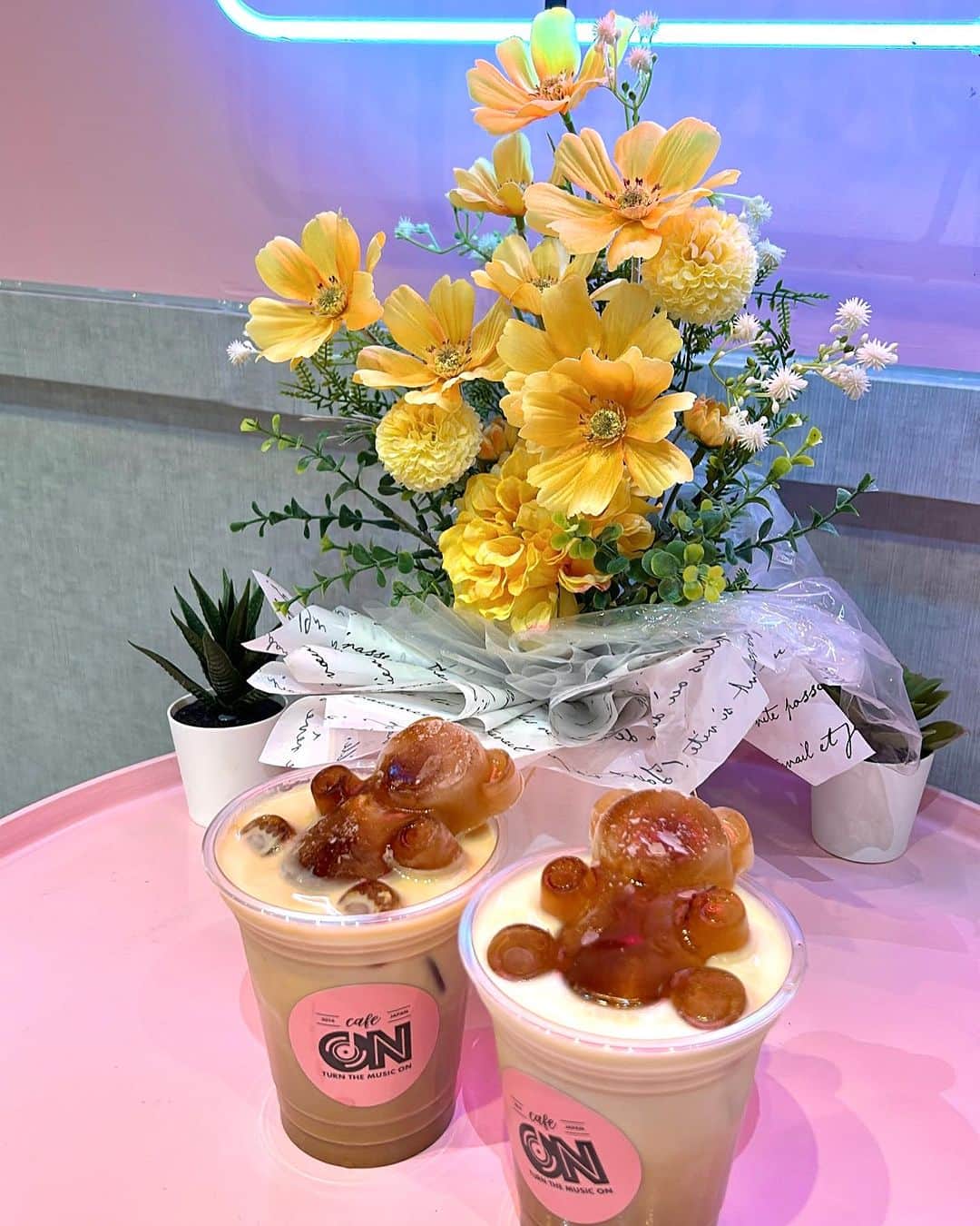 りのちぃさんのインスタグラム写真 - (りのちぃInstagram)「新大久保🌼 今週韓国にいってくるー！ 本場たのしみたのしみ🇰🇷」11月13日 19時36分 - ichikawa.rino