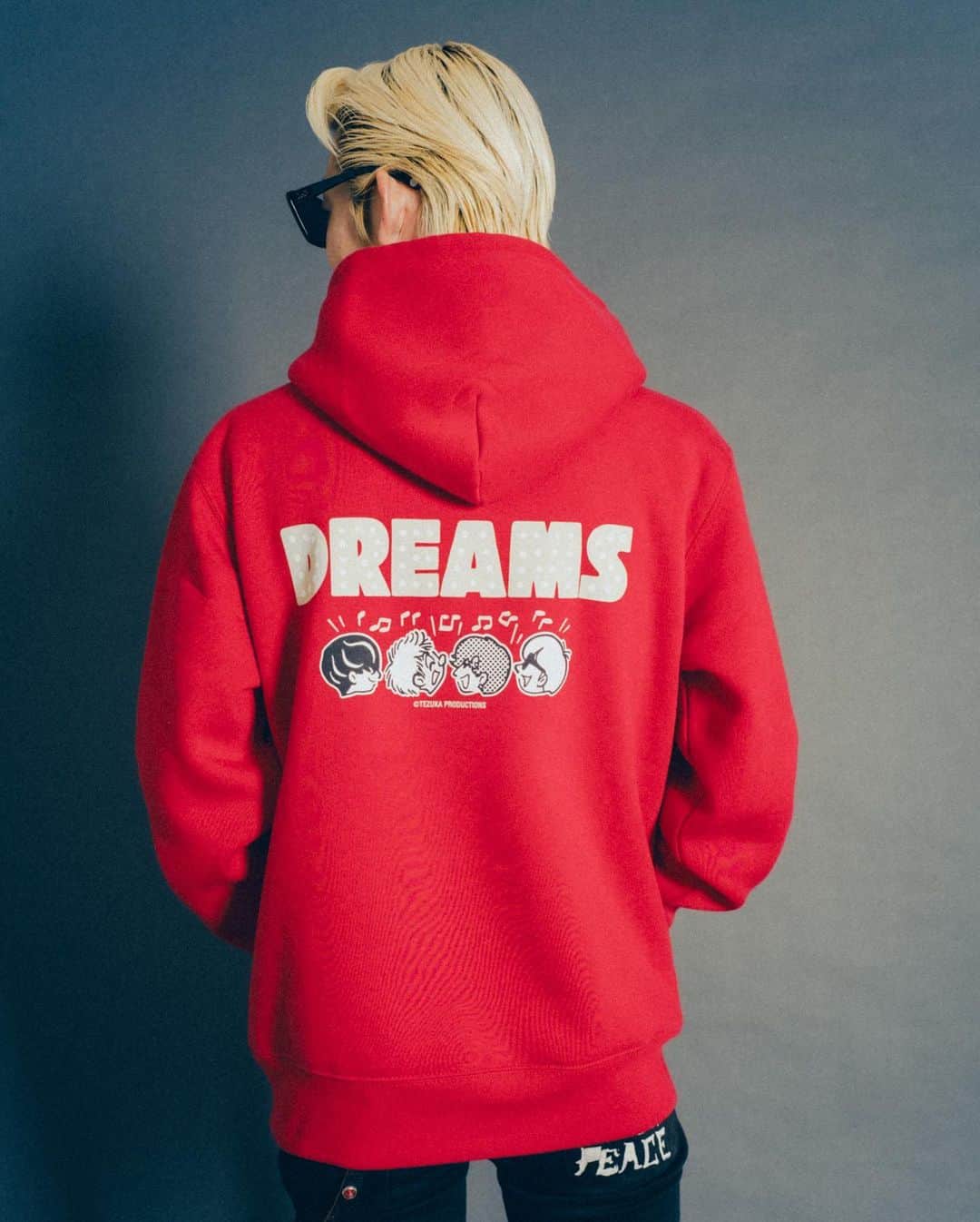 go!go!vanillasさんのインスタグラム写真 - (go!go!vanillasInstagram)「【DREAMS TOUR 2023-2024】  グッズ詳細解禁＆受注通販スタート！  「DREAMS HOODIE」  ＜着用サイズ＞ プリティ (NATURAL)：L / (PURPLE)：M 進太郎 (BLACK)：XL セイヤ (RED)：L 牧 (SMOCKY GREEN)：XL 女性モデル［159cm］(NATURAL)：L / (PURPLE)：M  📸 Photo by renzo masuda @renzo1101」11月13日 19時44分 - go_go_vanillas_official