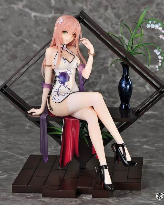 Tokyo Otaku Modeのインスタグラム：「This original figure was based on an illustration by TID, an artist known for their work on Vocaloid and Vsingers!  🛒 Check the link in our bio for this and more!   Product Name: TID Original Niya: China Dress Ver. 1/7 Scale Figure Manufacturer: WINGS Sculptor: Soybean Mi x CL Specifications: Painted, non-articulated, 1/7 scale PVC & ABS figure with base Figure Height: 15 cm | 5.9"  #tid #tokyootakumode #animefigure #figurecollection #anime #manga #toycollector #animemerch」