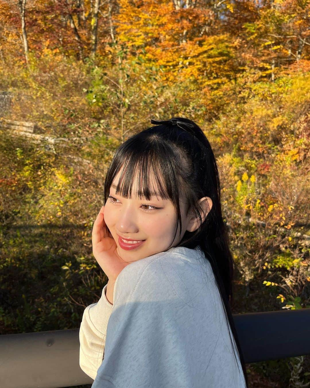 徳永羚海さんのインスタグラム写真 - (徳永羚海Instagram)「. 今年も大山の紅葉見れて幸せ~🍁🤍          #大山 #鳥取県 #紅葉 # #紅葉スポット  #秋 #ハーフアップ #ヘアアレンジ #ootd #fyp  #fashion  #06 #sjk」11月13日 20時26分 - remi_tokunaga1001