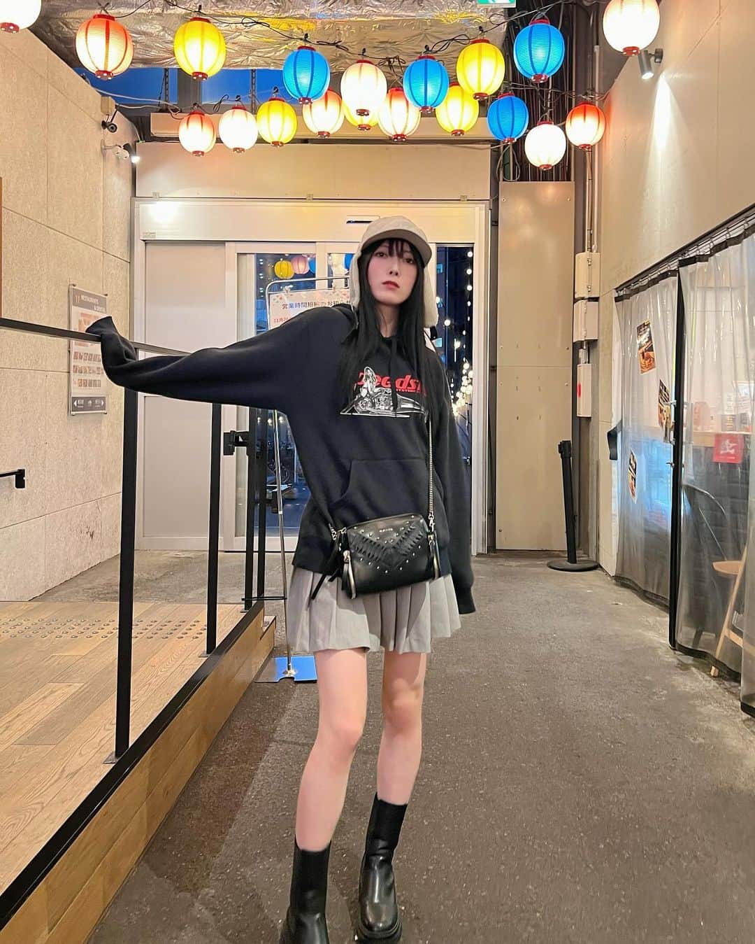日下部美愛さんのインスタグラム写真 - (日下部美愛Instagram)「お気に入りのパーカー🫶🏻🫶🏻 ⁡パーカー着られる季節嬉しいな  #hystericglamour」11月13日 20時26分 - miakusakabe_official