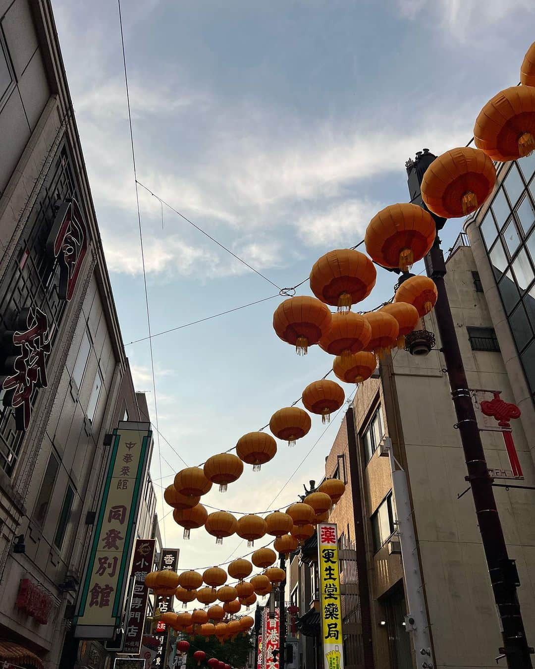 LUNAさんのインスタグラム写真 - (LUNAInstagram)「ひっさびさの横浜中華街🇨🇳🐼  #横浜中華街 #中華街  #みなとみらい #みなとみらいグルメ  #横滨 #日本人モデル #asiamodel #japanesemodel」11月13日 20時29分 - luna_0229