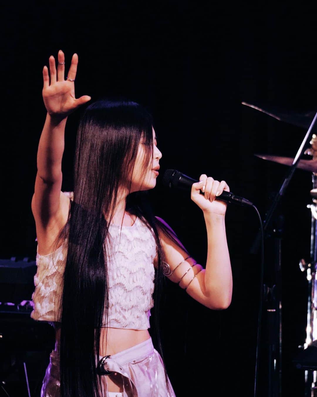+α/あるふぁきゅん。さんのインスタグラム写真 - (+α/あるふぁきゅん。Instagram)「#ハロアル10 final TOKYO  改めまして、どうも有難う　6都市でのことずっと覚えているしこれからも出逢って欲しいです　お疲れ様でした！  興奮したまま次回は横浜です！また会おう  #livephotography  #livephoto #あるふぁきゅん  #ふぁっきゅん」11月13日 20時41分 - 10alfa10alfa10