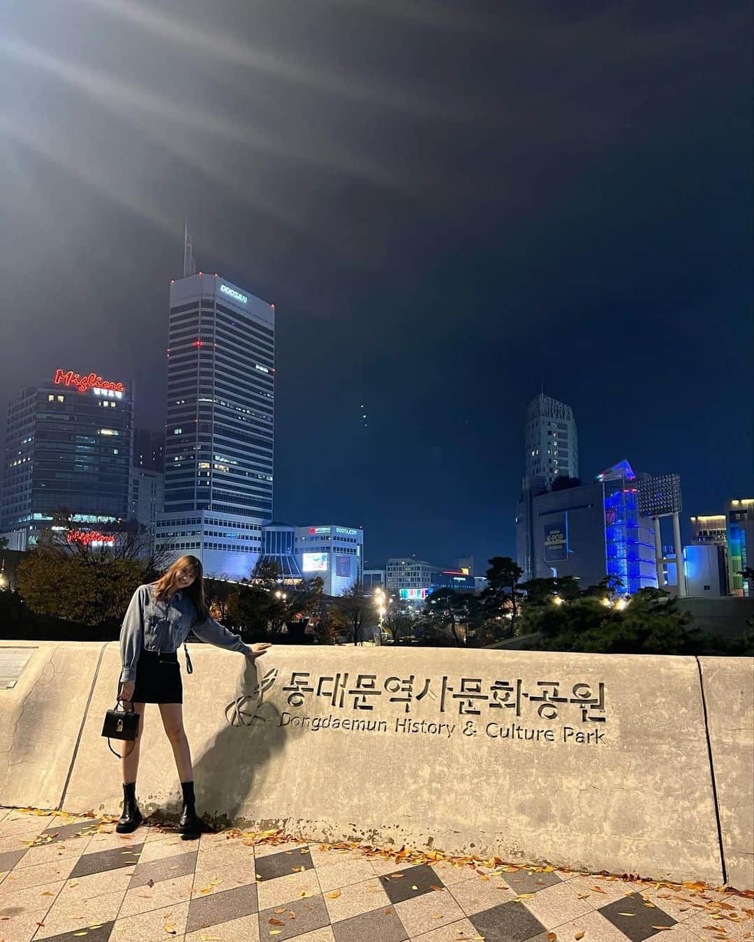 木津レイナのインスタグラム：「⁡ Day2🇰🇷🖤」