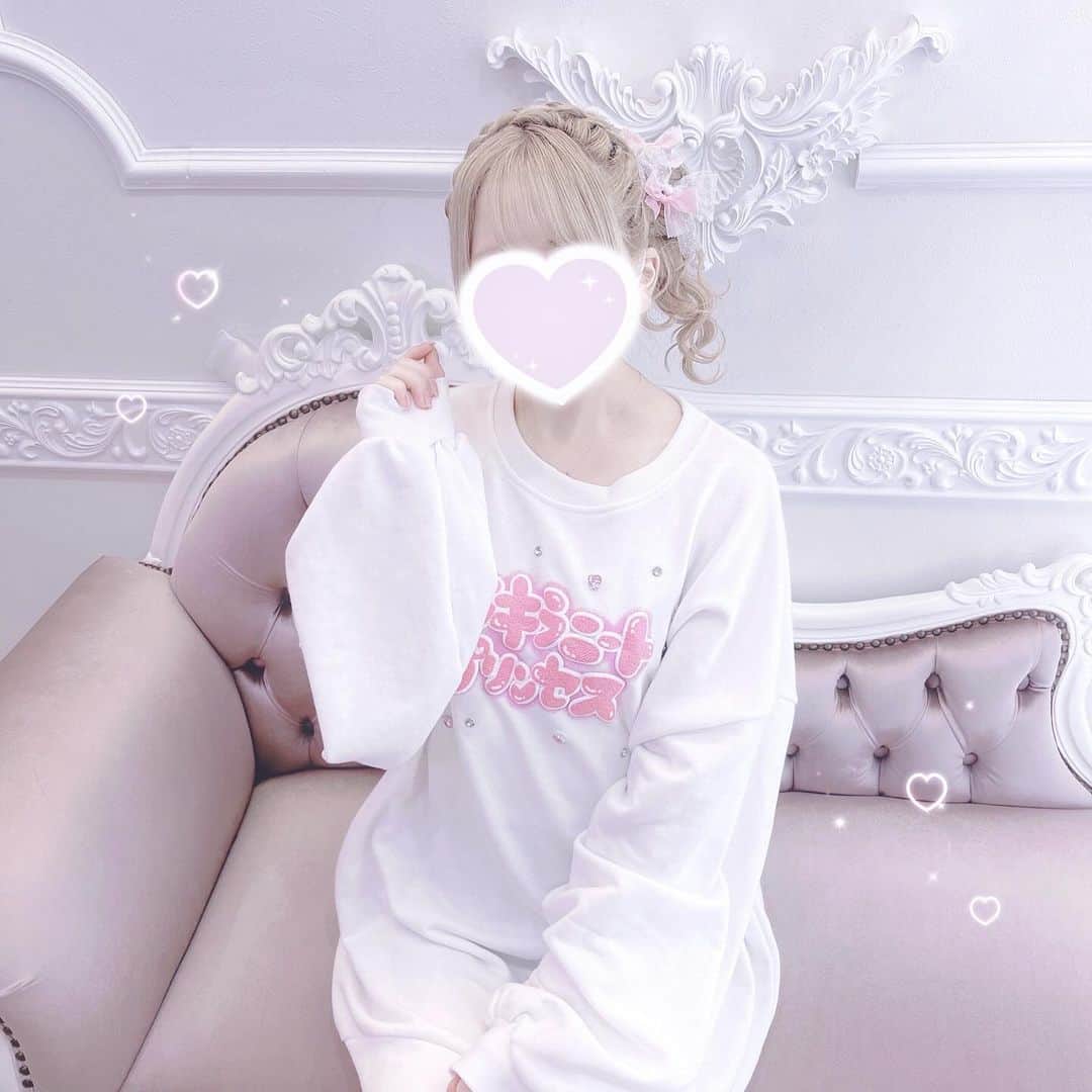 さきまるちゃんのインスタグラム：「きらきらにーとぷりんせす👸🏻💖  #量産型ヘアメ」