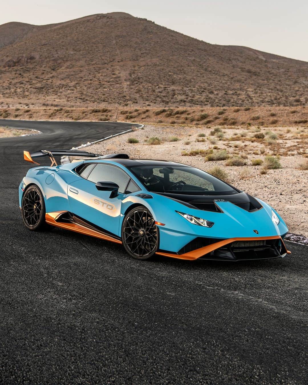 のインスタグラム：「Inspired by drivers who have made winning a perpetual mantra in their daily lives.   Huracán STO was created to fulfill the need to achieve ultimate performance in every field, especially on the road.   #Lamborghini #HuracanSTO #BasedOnATrueStory  __ Huracán STO: fuel consumption combined 13.9 l/100km; CO2-emissions combined 331 g/km (WLTP EU27)」