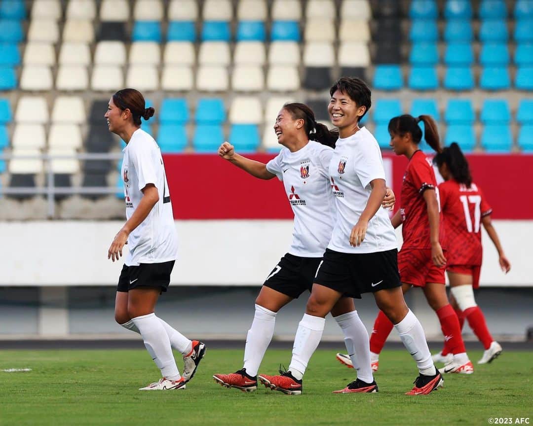 日本サッカー協会さんのインスタグラム写真 - (日本サッカー協会Instagram)「. アジアの女子クラブチームのNo.1を決する『AFC Women’s Club Championship 2023 - Invitational Tournament』グループステージが6日(月)から12日(日)にかけて行われ、2022-23 WEリーグを制した #三菱重工浦和レッズレディース が出場 🇯🇵♦️  3連勝で仁川現代製鉄レッドエンジェルズ（韓国）との決勝戦に進みました🏆  詳しいレポ―トはプロフィールのJFA公式サイト『JFA.jp』から✍  #jfa #nadeshiko #みんななでしこ #サッカー #soccer #football #⚽ #女子サッカー #womenfootball #womensfootball #womensoccer #womenssoccer」11月13日 21時04分 - japanfootballassociation
