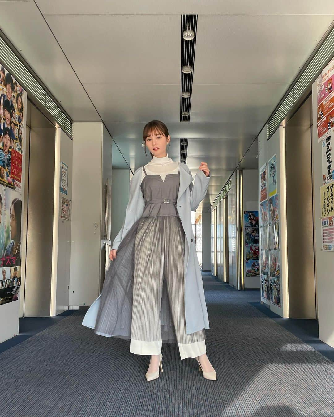 マーシュ彩さんのインスタグラム写真 - (マーシュ彩Instagram)「ついこの間まで半袖でも大丈夫だったのに、、急に寒くなったんで服装難しいですよね🥲 体調には気をつけてくださいね！ #zip衣装」11月13日 21時04分 - ayamarshofficial