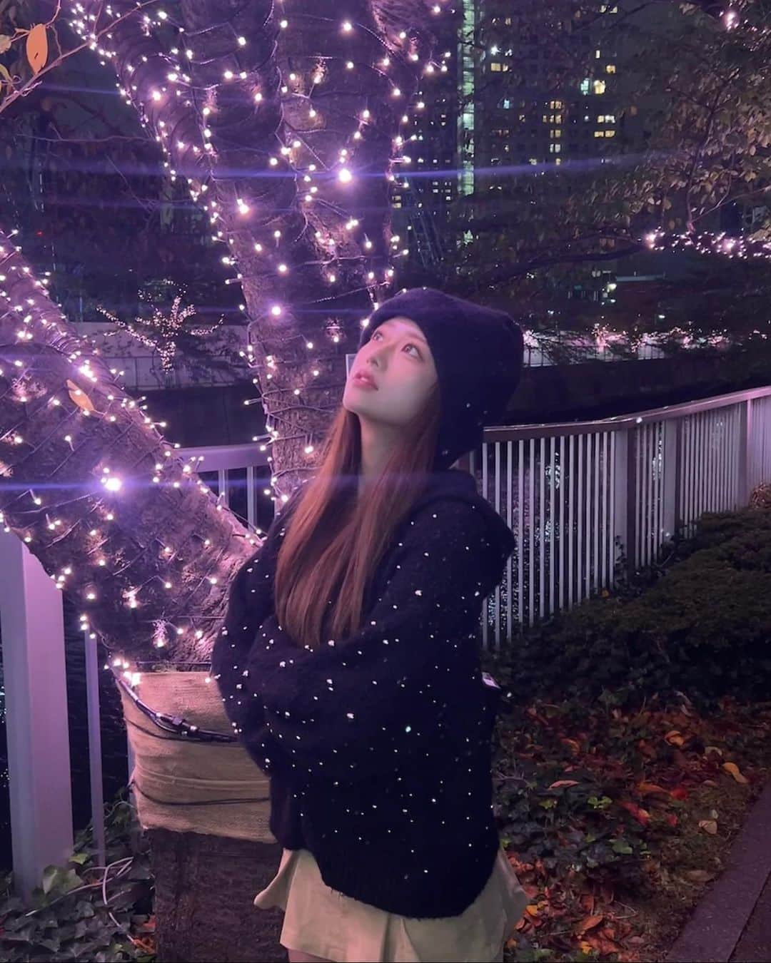 やしろななさんのインスタグラム写真 - (やしろななInstagram)「イルミネーションみたいな服でキラキラしてきた✨💖🌌  クリスマスはみんななにするの〜？🎅🏼」11月13日 21時06分 - 8467_0