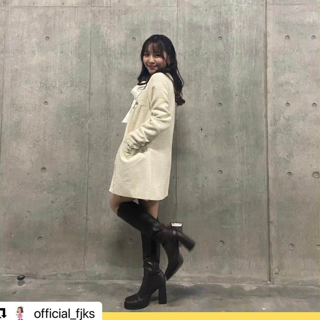 沖玲萌のインスタグラム：「#Repost @official_fjks with @use.repost ・・・ ［ by #沖玲萌 ］  れもにです🍋 #TGCteen ありがとうございました！ 画面に大きく #オールナイトフジコ と出た瞬間ドキドキでしたが、みんなとステージに立つことができて嬉しかった☺️本当にありがたいです🙇‍♀️ 大好きな村重さんが来てくれてとっても盛り上がりました😆 ニュースにもなってました📰✨  #フジコーズ」