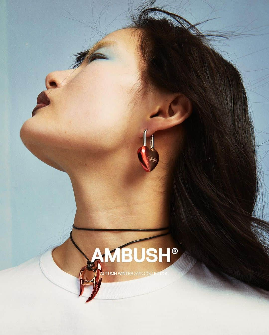 AMBUSHのインスタグラム：「#AMBUSH AW23 HEART PADLOCK e EARRINGS for rebellious romantics.   Now available at our WEBSHOP and WORKSHOP.」