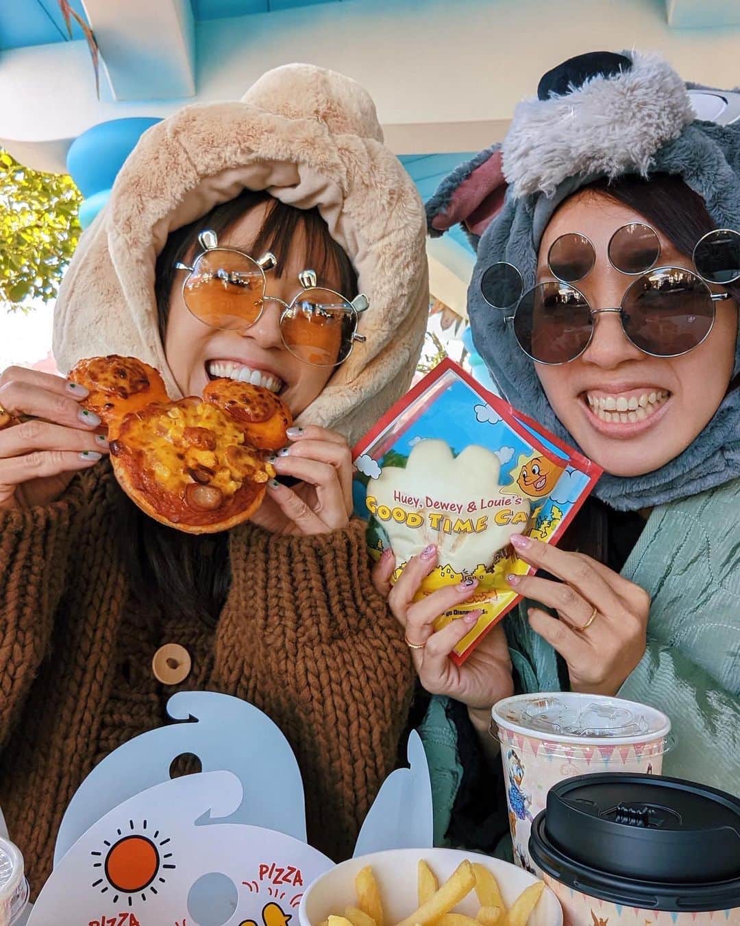 若槻千夏さんのインスタグラム写真 - (若槻千夏Instagram)「今日Disneyに居た方たちは みなさん茨城県民って事でよろしいですね？  そして 私は陽キャって事でよろしいですね？  #茨城県民の日」11月13日 21時24分 - wakatsukichinatsu