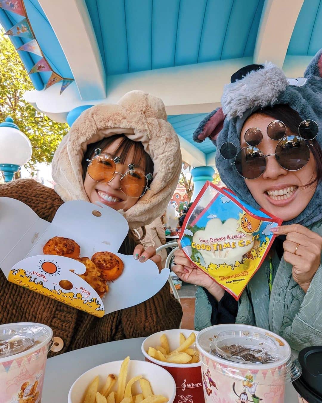 若槻千夏さんのインスタグラム写真 - (若槻千夏Instagram)「今日Disneyに居た方たちは みなさん茨城県民って事でよろしいですね？  そして 私は陽キャって事でよろしいですね？  #茨城県民の日」11月13日 21時24分 - wakatsukichinatsu