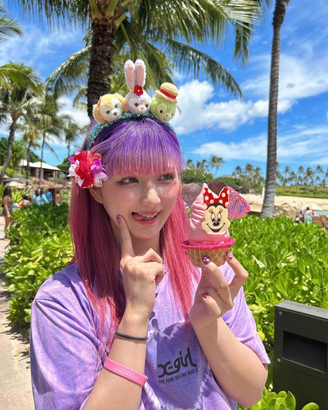 しなこのインスタグラム：「夏さんへ  もう戻ってきてくれてもいいよ🌞🌴🌺✨ わたしは夏が大好きだよ！ 冬さんは嫌いだよ⛄️ 夏さん早く来てください🥲🙇‍♂️🙇‍♂️🙇‍♂️🙇‍♂️」