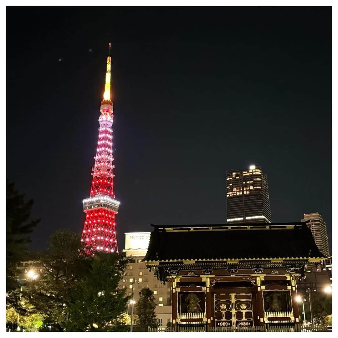 さだまさしのインスタグラム：「今夜の東京タワー🗼 増上寺門前にて📸 木枯らし1号の夜 . #東京タワー #増上寺 #さだまさし #sadamasashi」