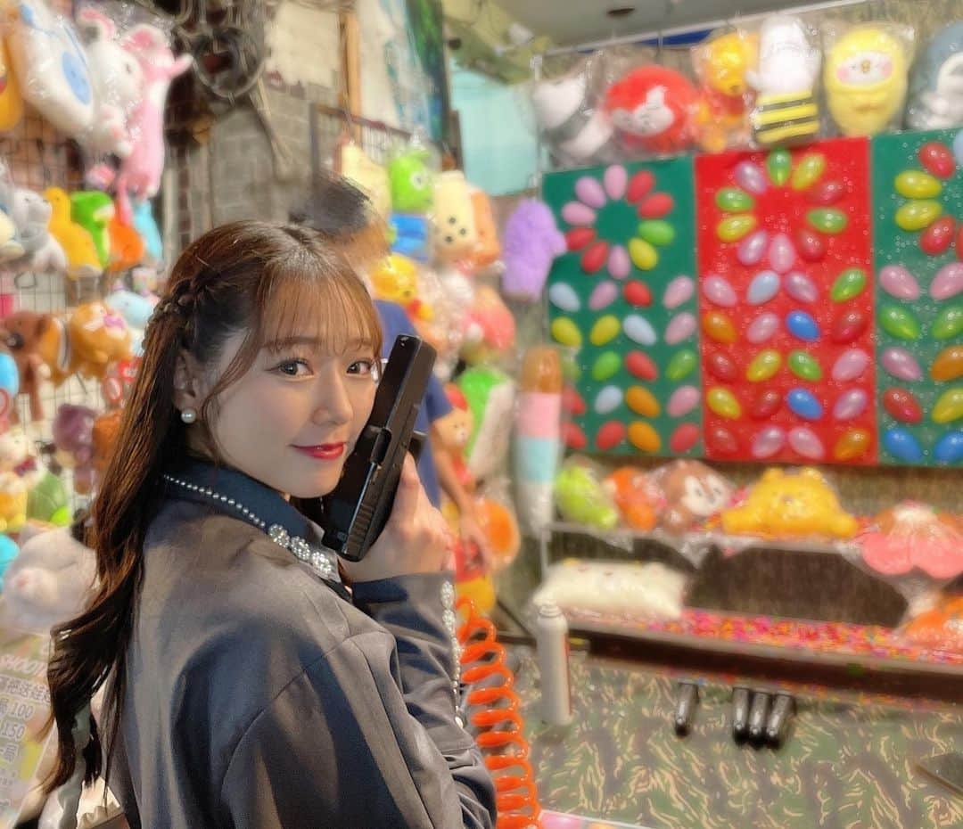 谷本安美さんのインスタグラム写真 - (谷本安美Instagram)「* 台湾では有名な夜市に行ったー！ 屋台たくさんでテンション上がりました😚✨ ⁡ ⁡ ⁡ ⁡ #海外 #海外旅行 #台湾 #台北 #taiwan #taipei #台湾旅行 #夜市 #饒河夜市 #屋台 #タピオカ #fashionstyle #服 #洋服 #fashionpost  #セットアップ #エピヌ #epine #ootd #photo #photoshot #idol #ハロプロ#つばきファクトリー #谷本安美」11月13日 21時47分 - ami_tanimoto.official