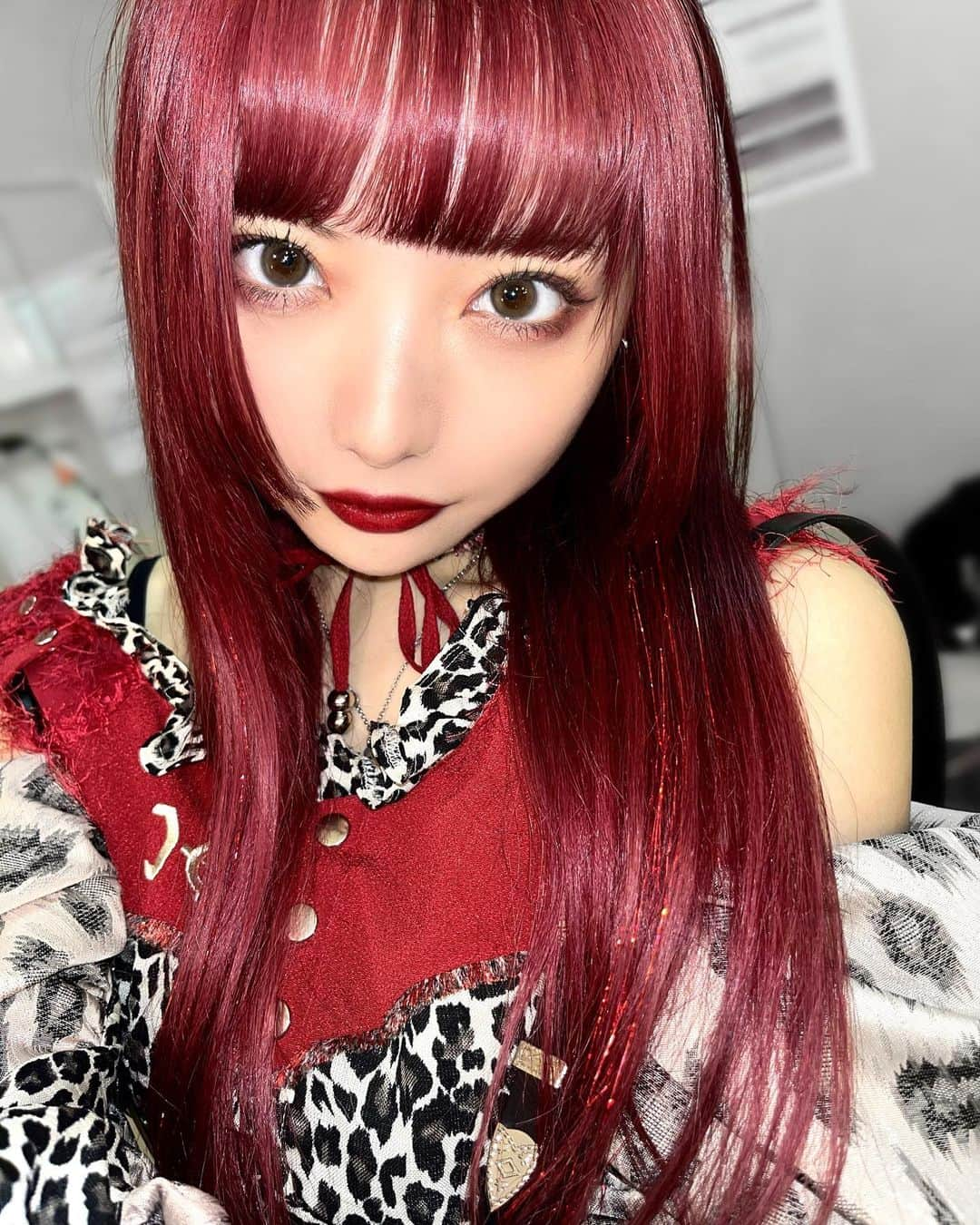 藍染カレンのインスタグラム：「ZOC 私がファイターレッドだ❤️‍🔥  君を狙い撃つ 取りこぼしたく無い一人も」