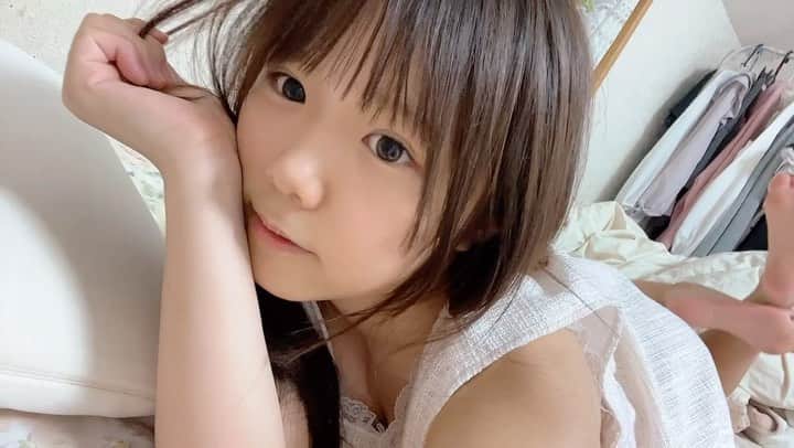 鈴もものインスタグラム：「おやすみ」
