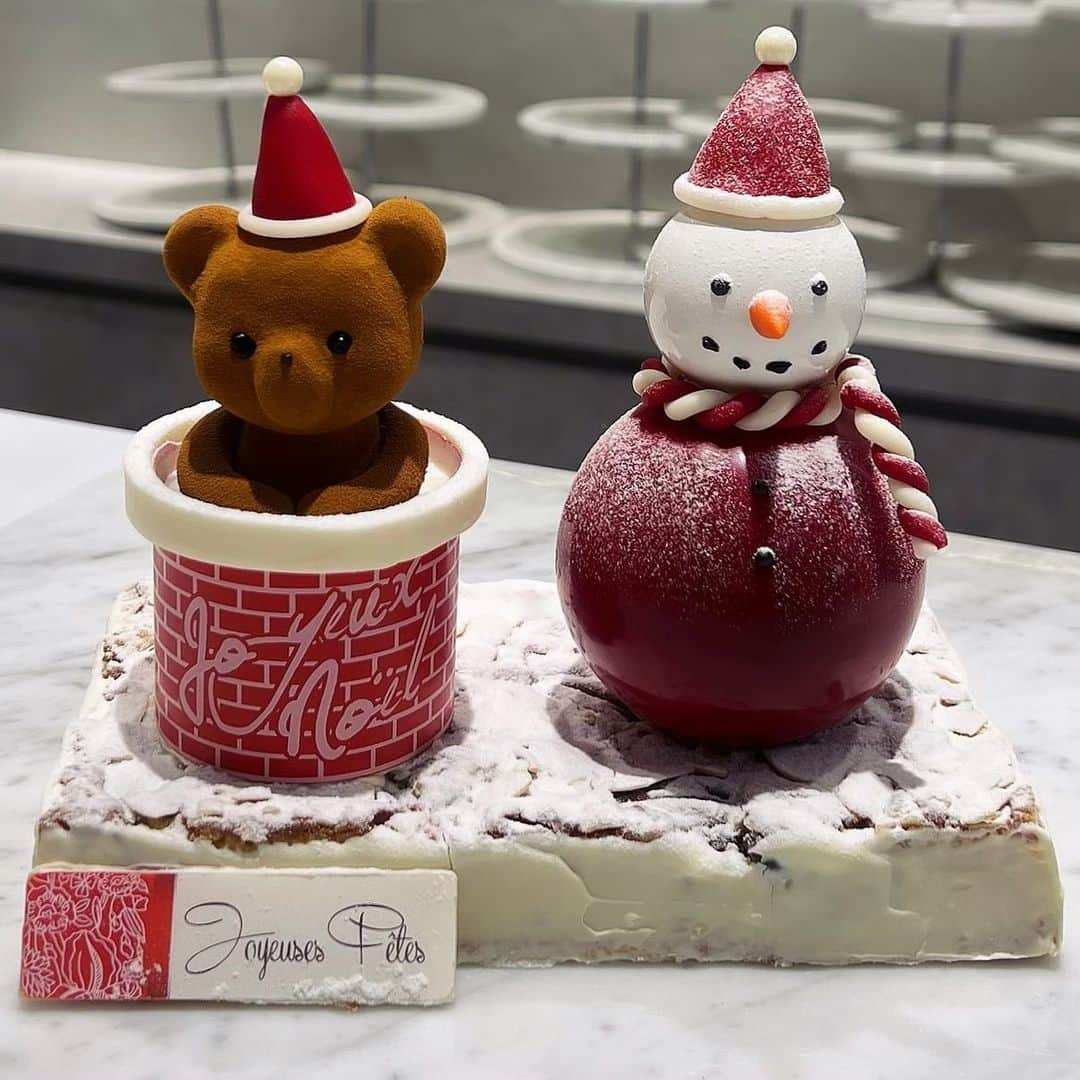 Machikoさんのインスタグラム写真 - (MachikoInstagram)「❄️LOUANGE TOKYO  Happy Snow man Xmas collection 2023❄️  今年もクリスマススイーツコレクションにご招待いただきました🧸🎄💕 @louangetokyo_lemusee   可愛いアフタヌーンティーやケーキに囲まれた 幸せ空間でした❤️🎅  #louangetokyolemusee #louangetokyo」11月13日 23時09分 - machiko.06