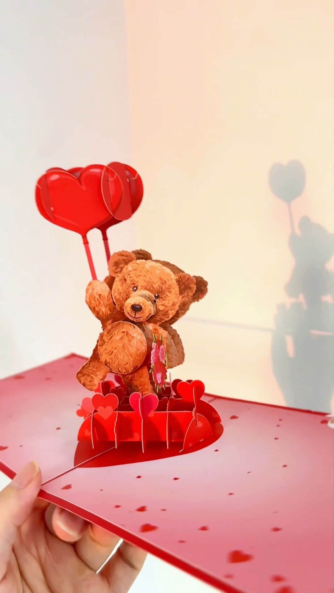 SHEINのインスタグラム：「Take your #SHEINGoodFinds gift-giving to a whole new dimension with our 3D cards! 🎁🎈✨ Which designs would add a pop of excitement to the festivities? 👇  🔎18864103  #SHEINblackfriday」