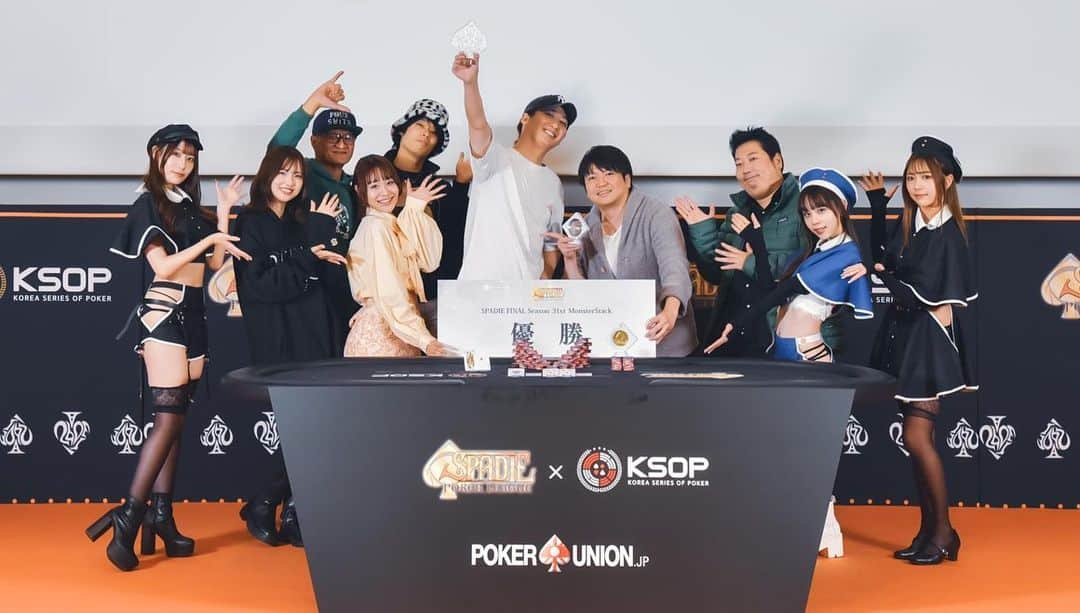 ダイキさんのインスタグラム写真 - (ダイキInstagram)「POKERの大型大会「SPADIE」Monster Stack 優勝しました！ 序盤から、順調に走ることが出来て相手を観察して冷静にプレイすることが出来ました。 これでトロフィー３つ目。 そろそろ、海外遠征を視野に入れつつ俳優業も頑張って行きたいと思います。  #POKER #SPADIE #MonsterStack #RICGAMES」11月13日 23時39分 - daiki_sugiura0619