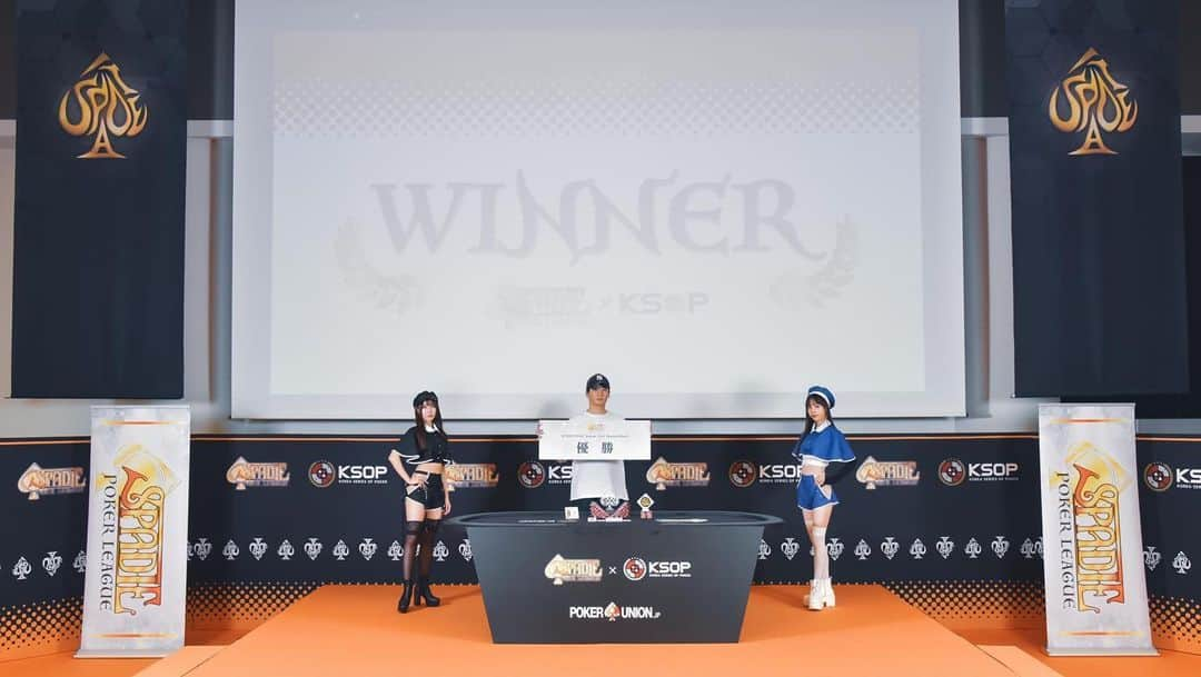 ダイキのインスタグラム：「POKERの大型大会「SPADIE」Monster Stack 優勝しました！ 序盤から、順調に走ることが出来て相手を観察して冷静にプレイすることが出来ました。 これでトロフィー３つ目。 そろそろ、海外遠征を視野に入れつつ俳優業も頑張って行きたいと思います。  #POKER #SPADIE #MonsterStack #RICGAMES」