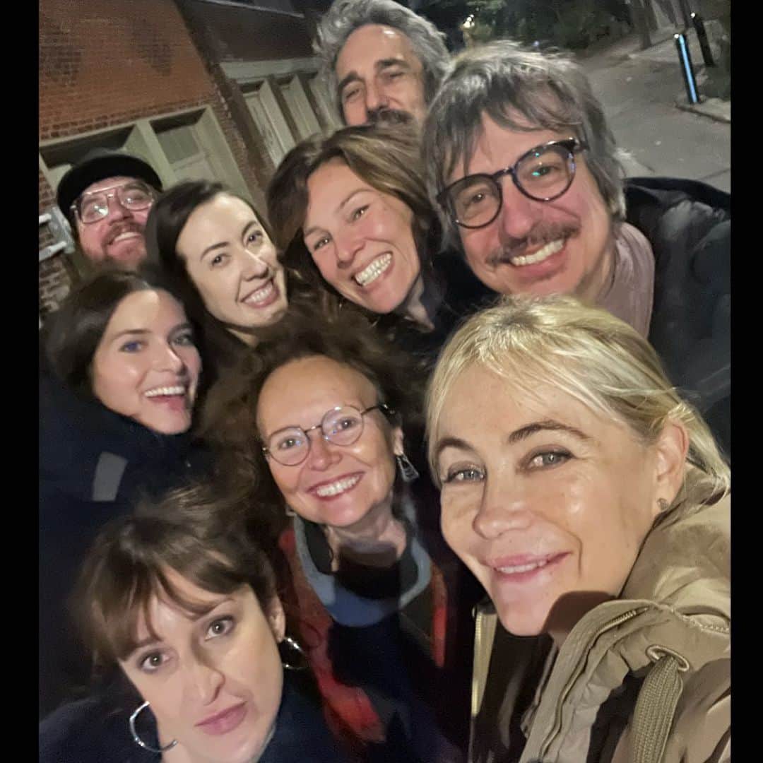 エマニュエル・ベアールのインスタグラム：「La team d’enfer !!! @falardeauphilippe  @anneelisabethbosse @sophiemousel @eric_k_boulianne @albert_genevieve  #manonbarbeau  i will miss you ! @festivalcinemania  merci ♥️♥️♥️♥️ @kathy_rainville 🌸 Montreal i love you !!!!!!!!! Courez voir le procès Goldman de #cedrickahn et quitter la nuit de @brunegi quand il sortira ! Deux films importants」