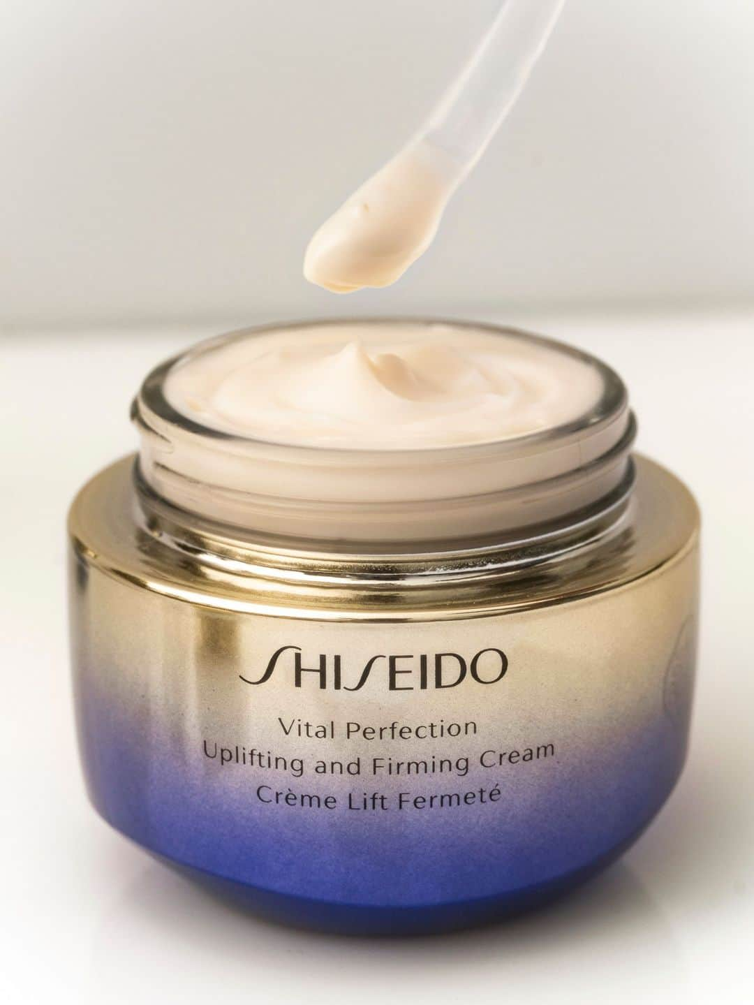 資生堂のインスタグラム：「Experience visibly lifted skin in just 1 week.* Vital Perfection Uplifting and Firming Cream is a scientifically advanced, silky moisturizer that helps visibly offset the effects of aging in record time.⁣ ⁣ #ShiseidoSkincare #VitalPerfection #PotentialHasNoAge​⁣ ⁣ *Clinically tested on 35 women.」