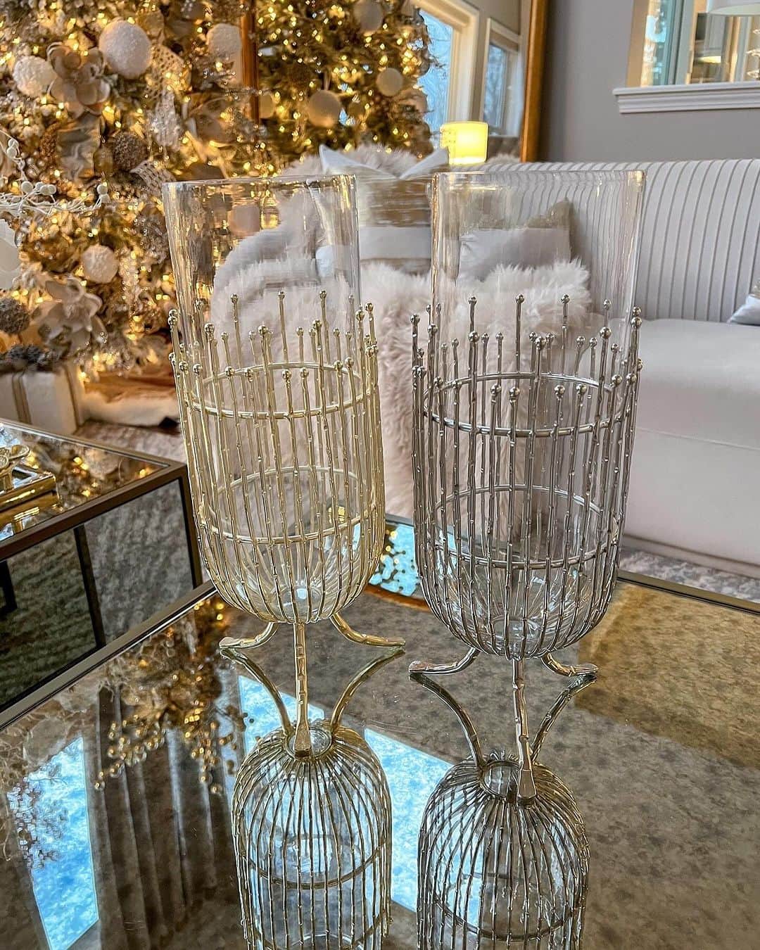 さんのインスタグラム写真 - (Instagram)「Last call‼️ Shop 35% off our handpicked collection of beautiful vases until midnight tonight! Don’t wait, these gorgeous vases are selling out fast! Only at inspiremehomedecor.com link in bio.」11月14日 9時50分 - inspire_me_home_decor